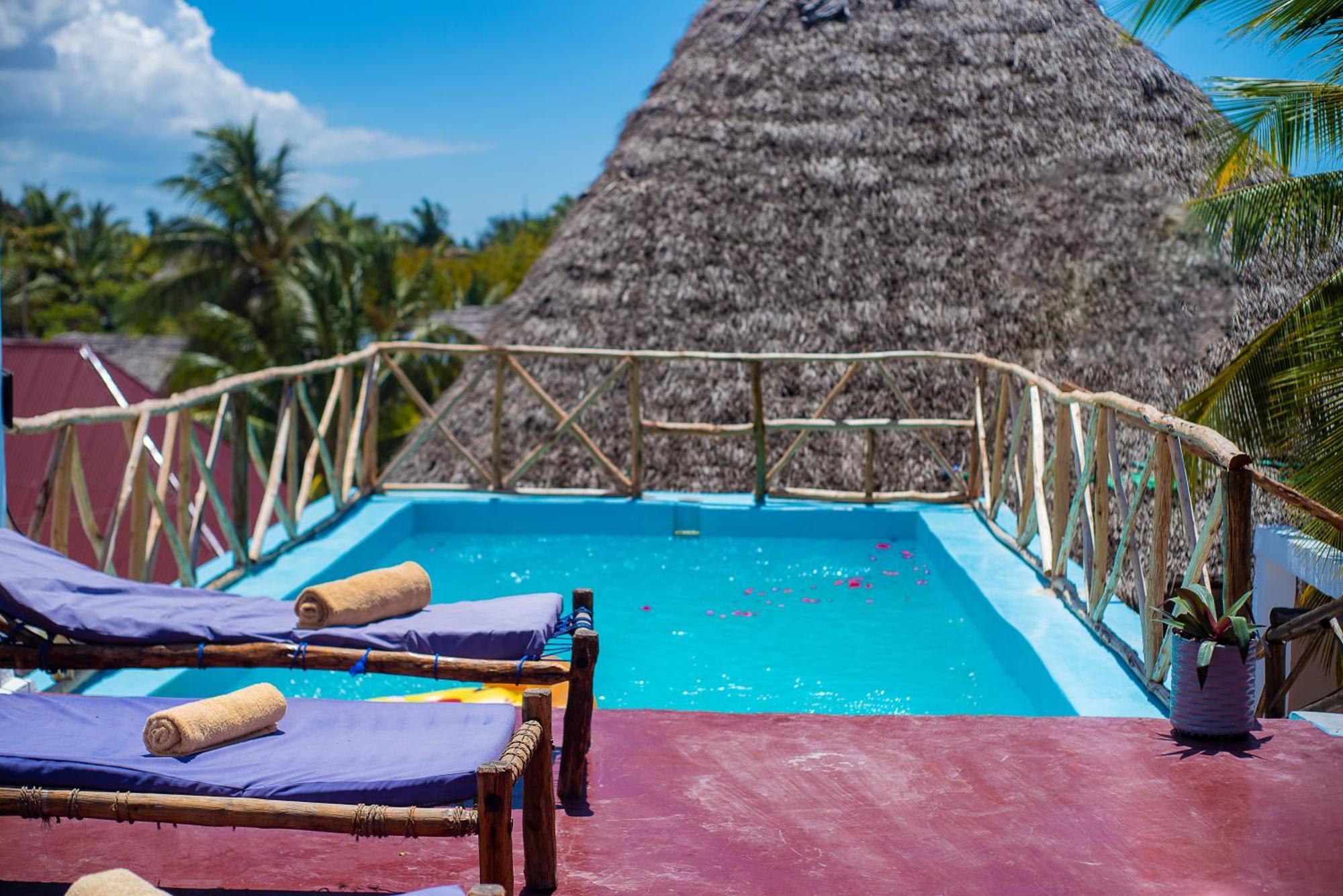 Hotel Babalao Rooftop 3*