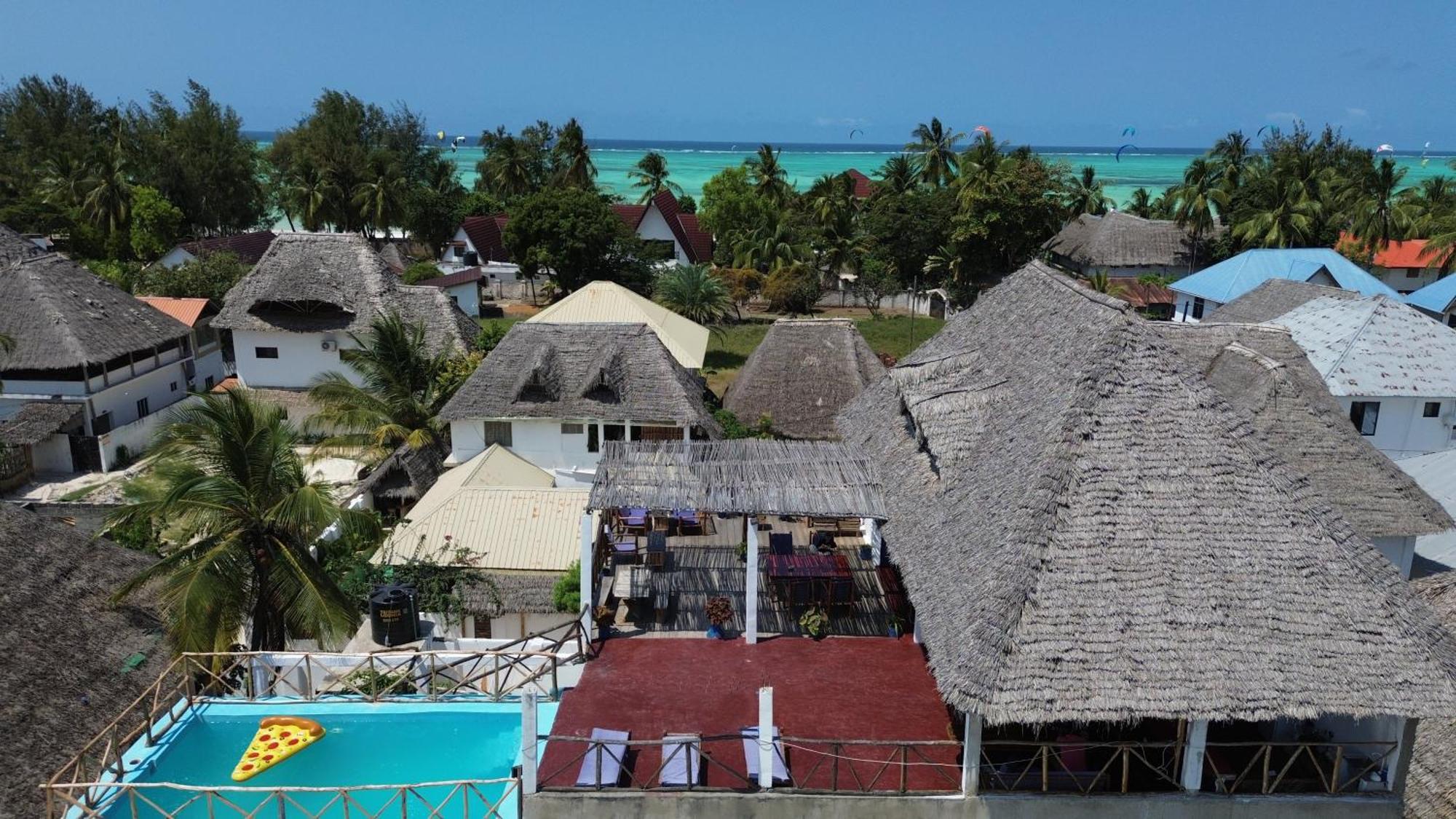 Babalao Rooftop 3* Paje