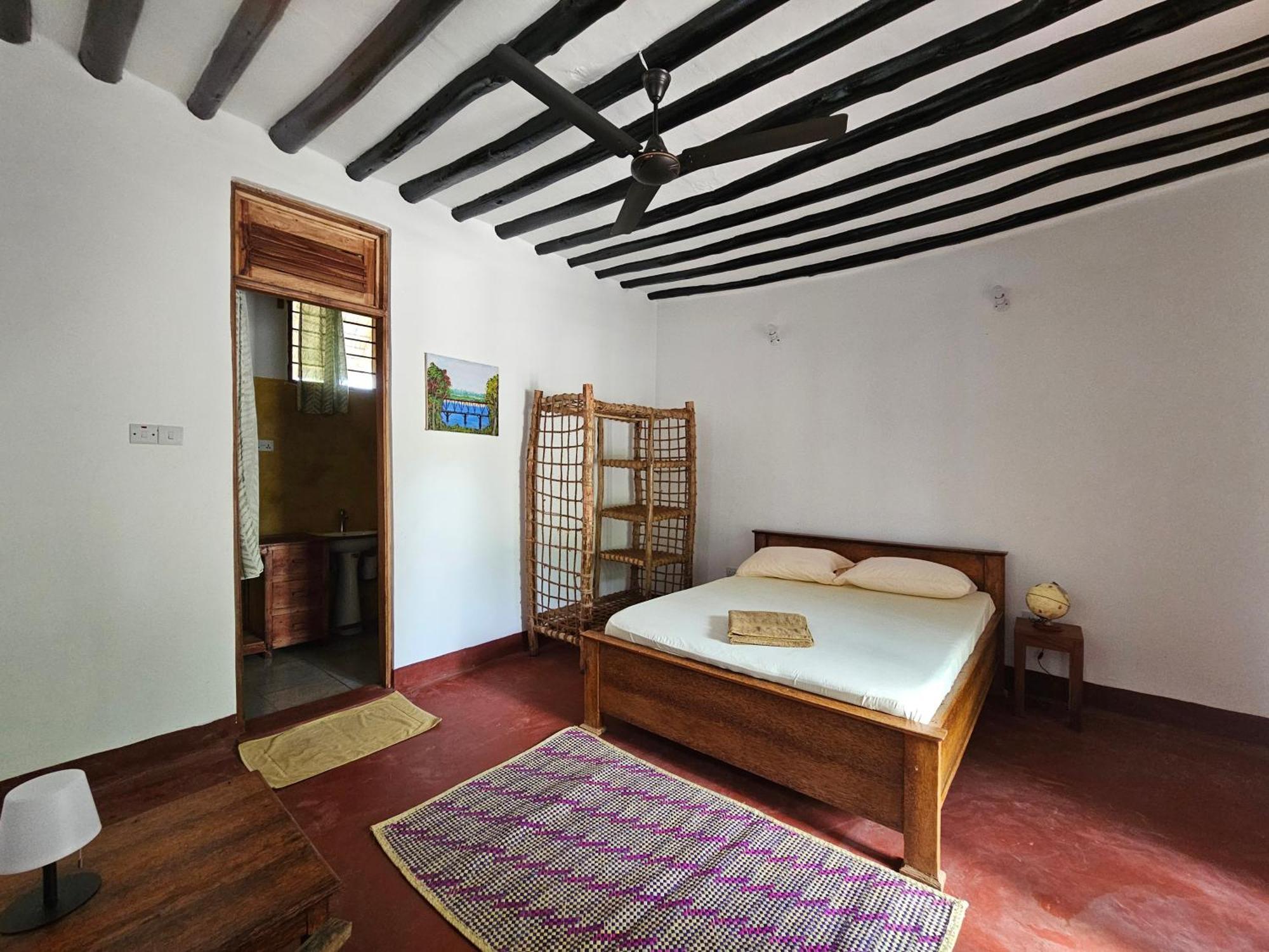 Bed & Breakfast Karibu Maisha