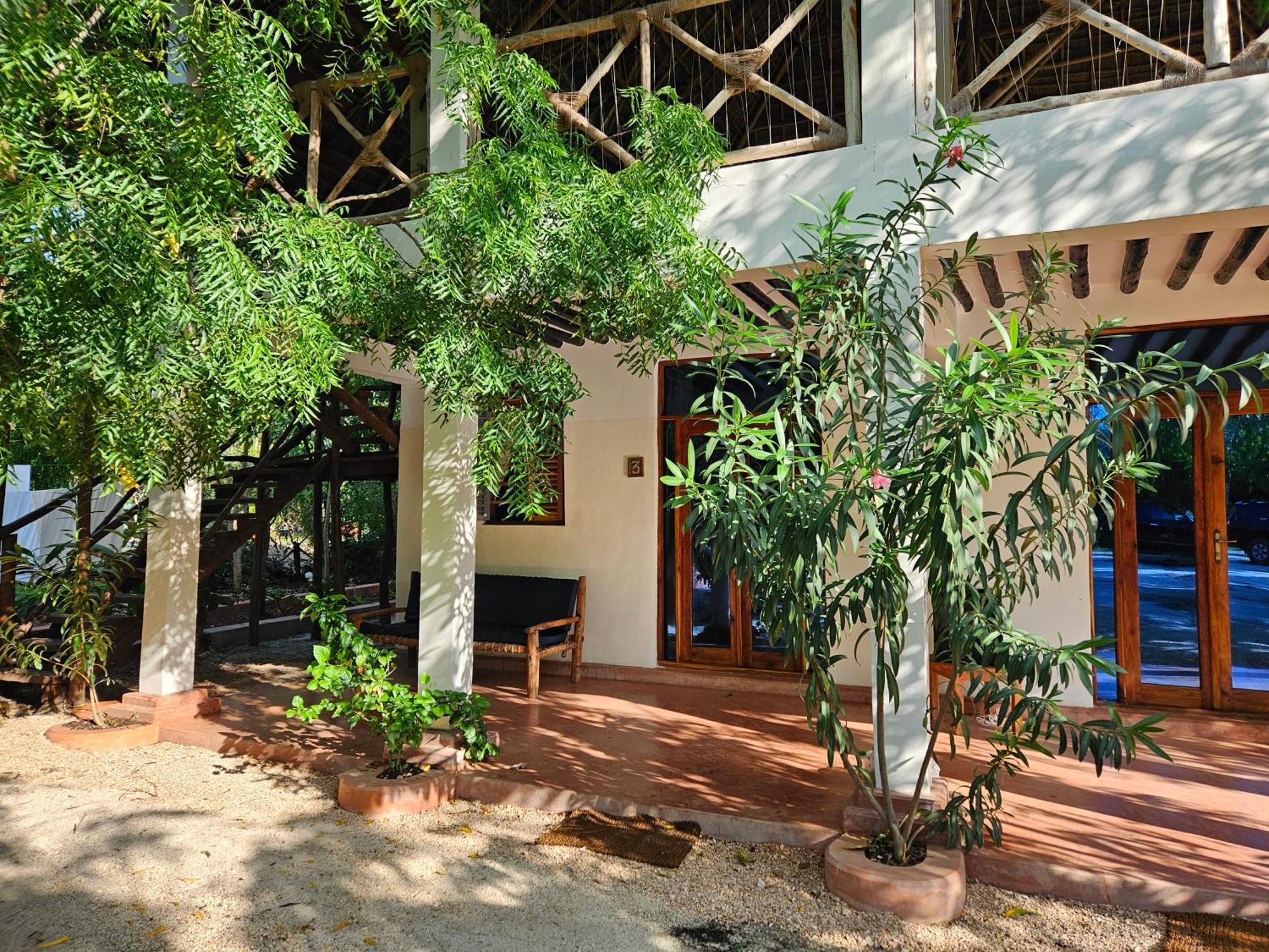 Karibu Maisha Bed & Breakfast Kizimkazi