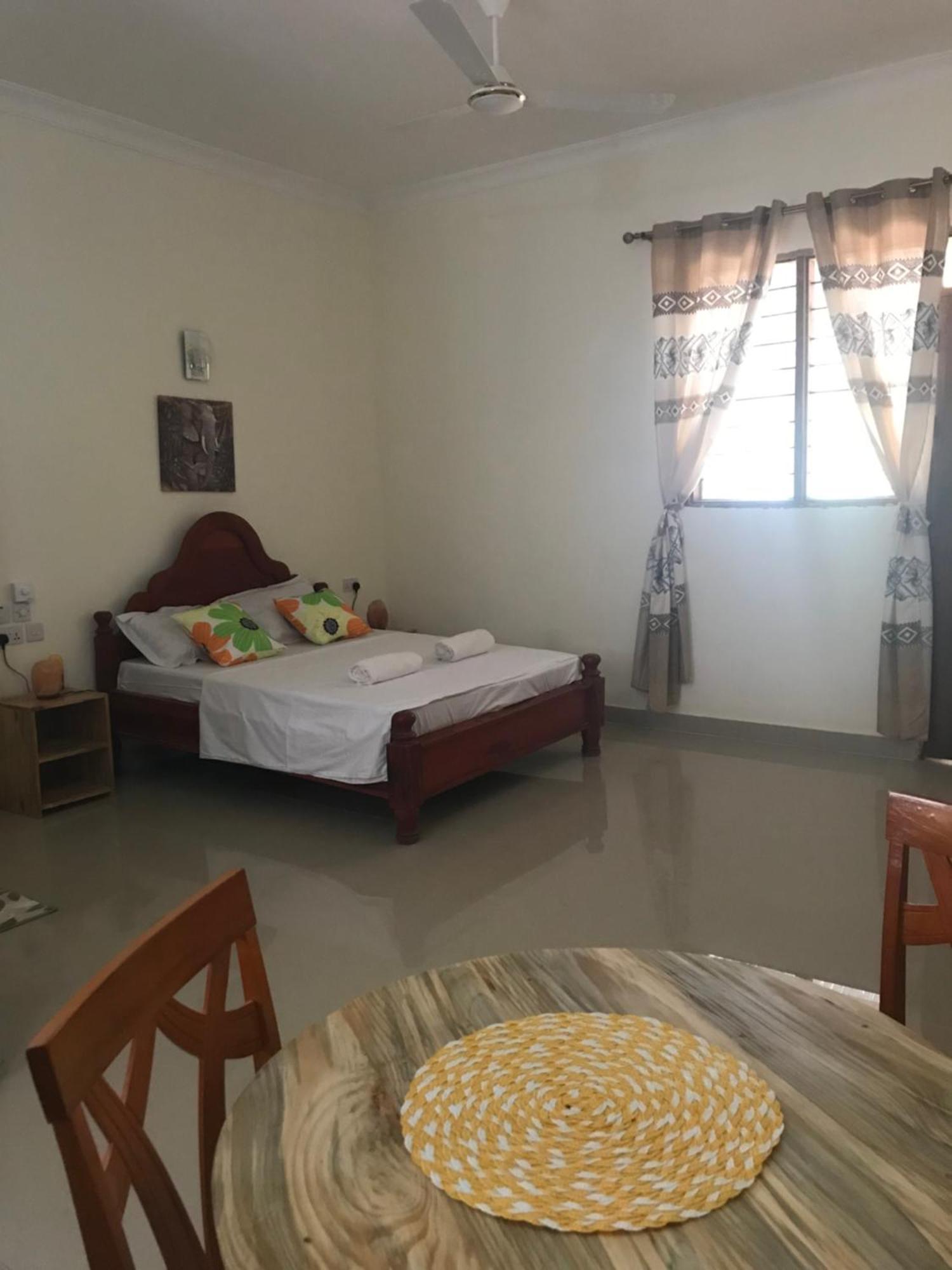 Makame Garden House Guest house *