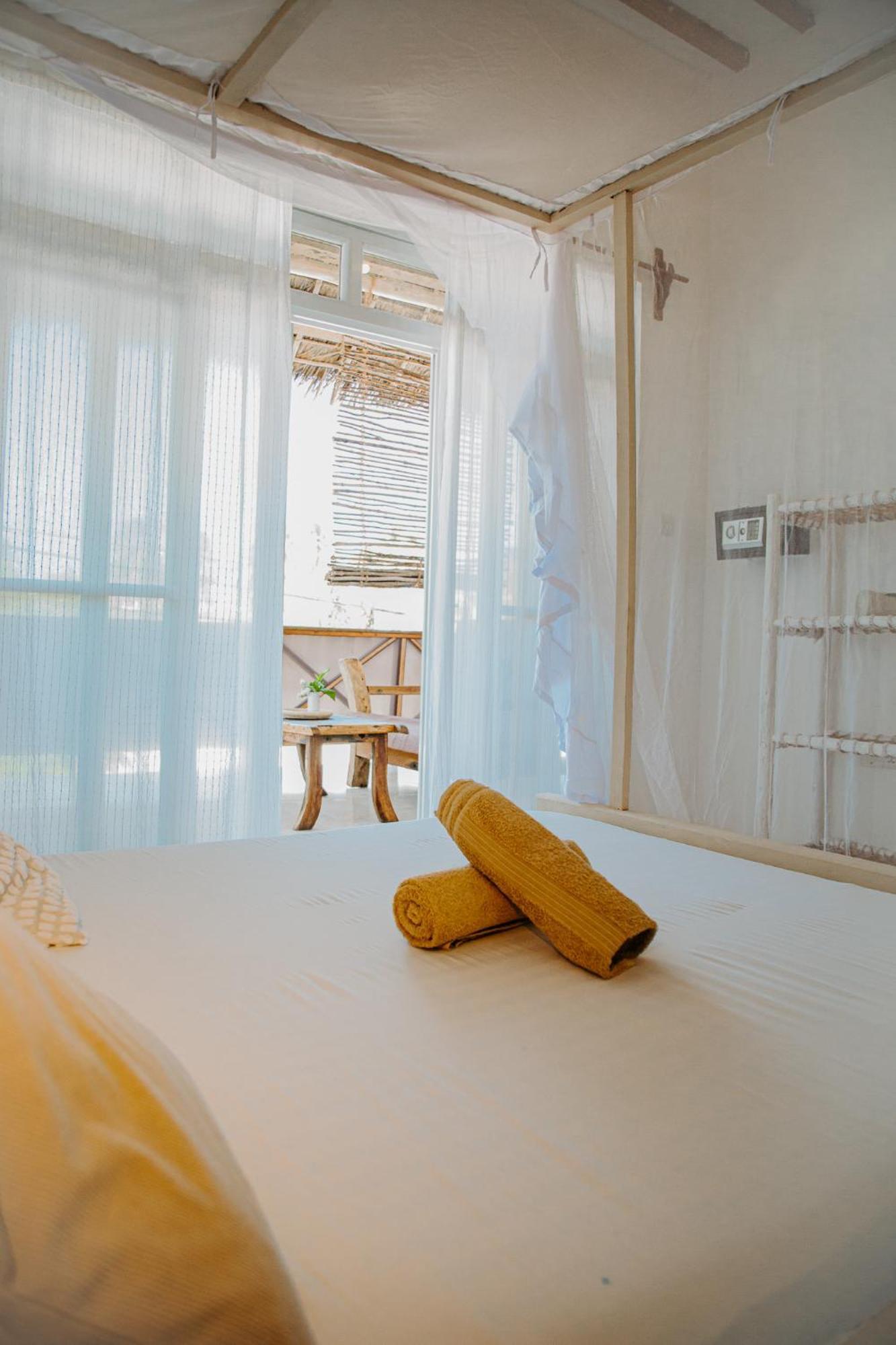 Bed & Breakfast Ocean Boho House