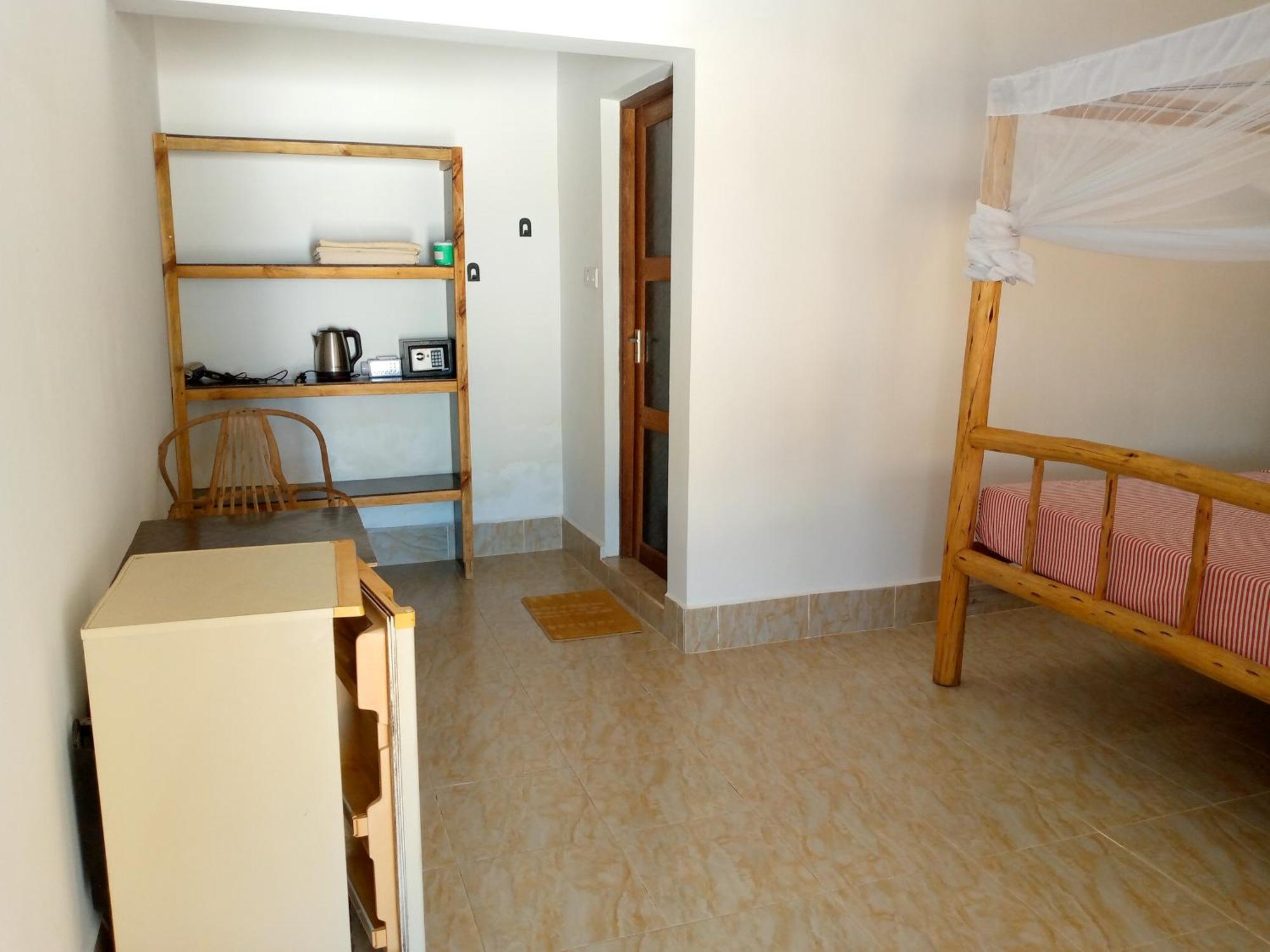 Bed & Breakfast Ndiro House