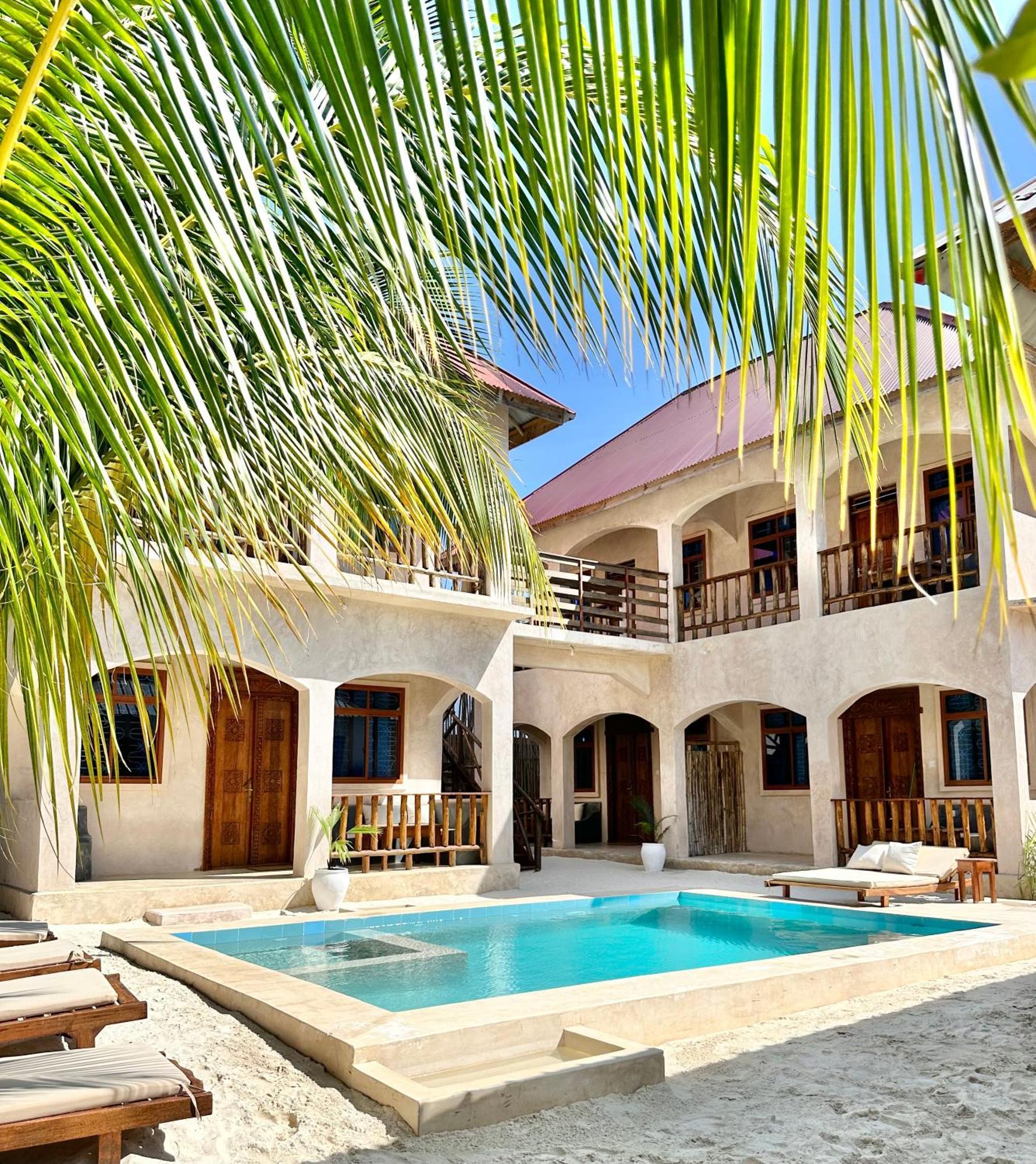 Chokoro House Inn *