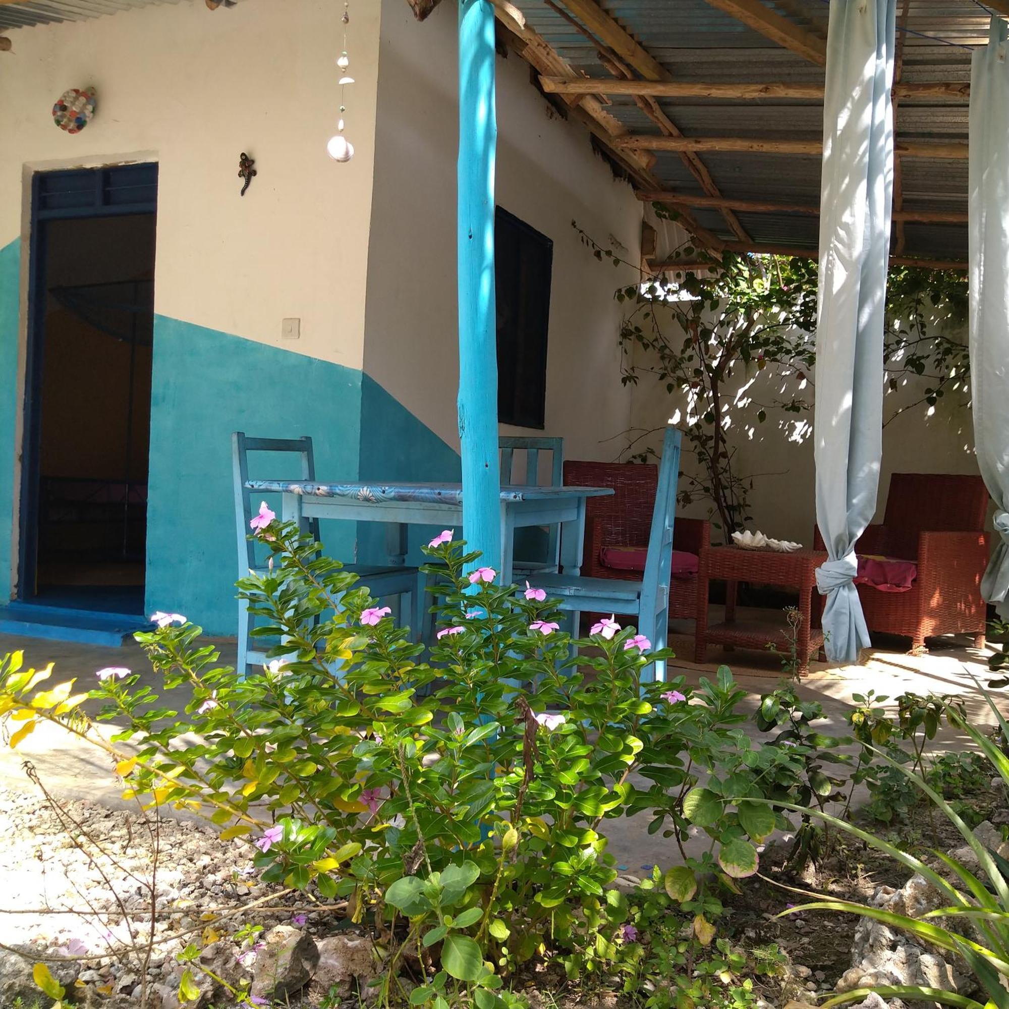 Bed & Breakfast Furaha *