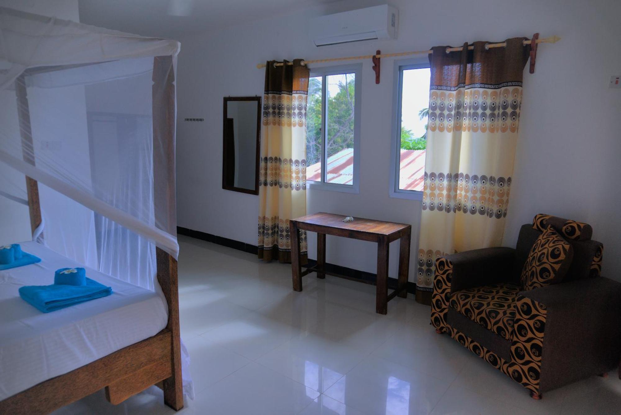 Cocolala House Bed & Breakfast
