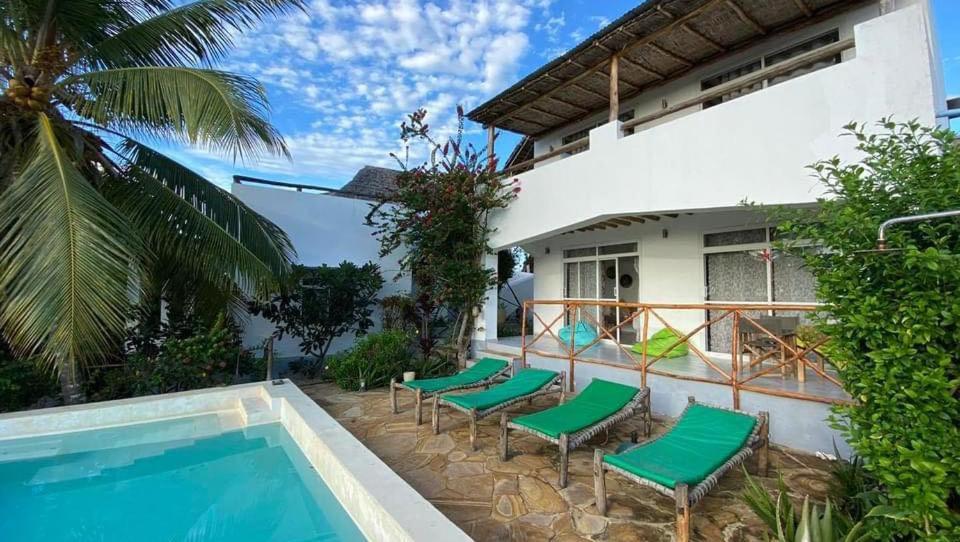 Maisha Marefu Apartment *