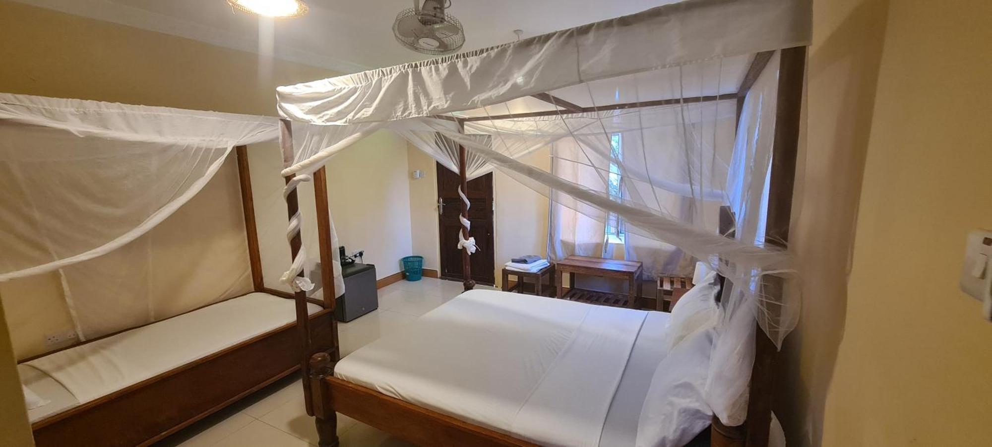 Mambo Boutique 4*