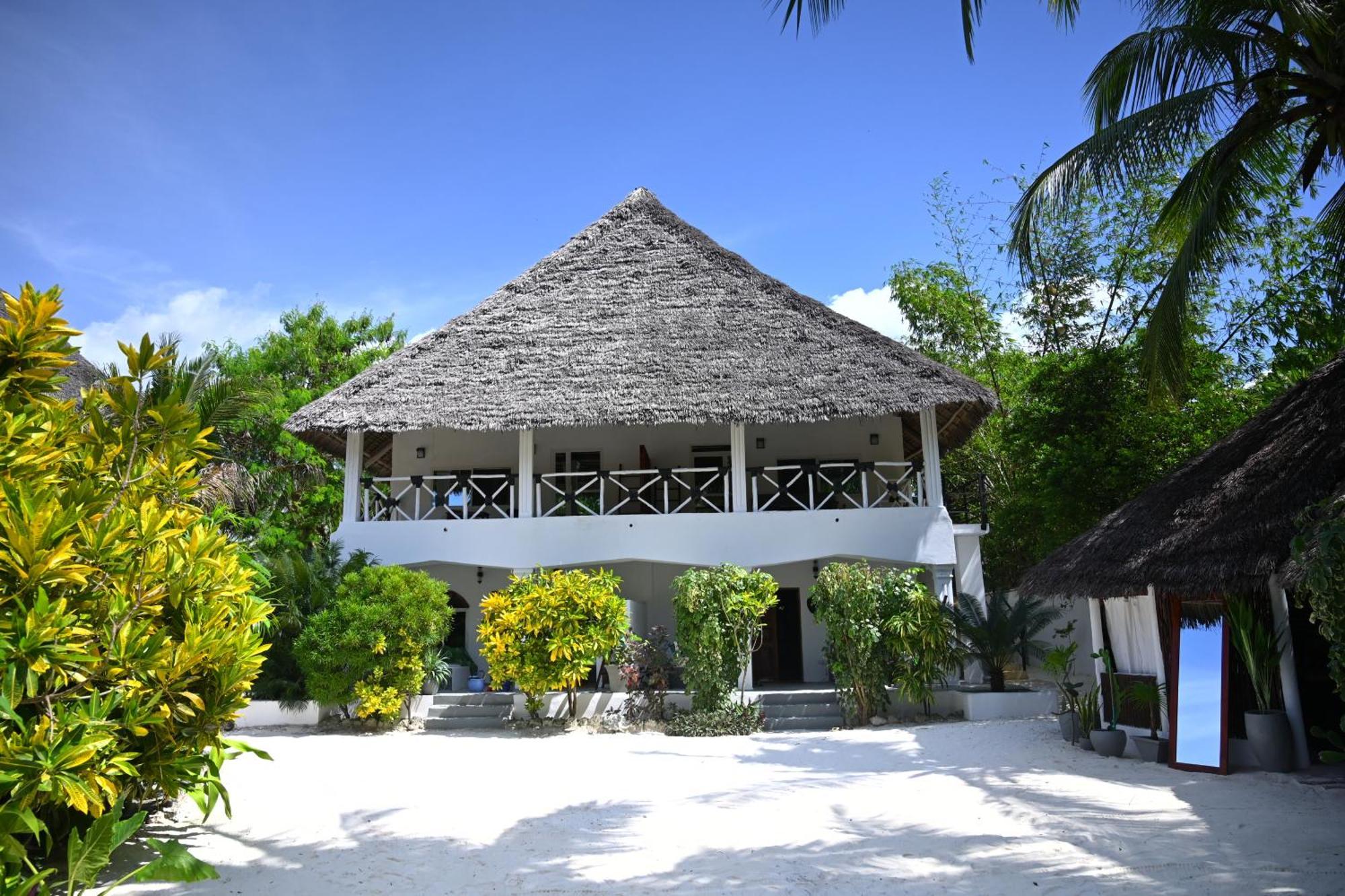 Ananda Zanzibar 2*