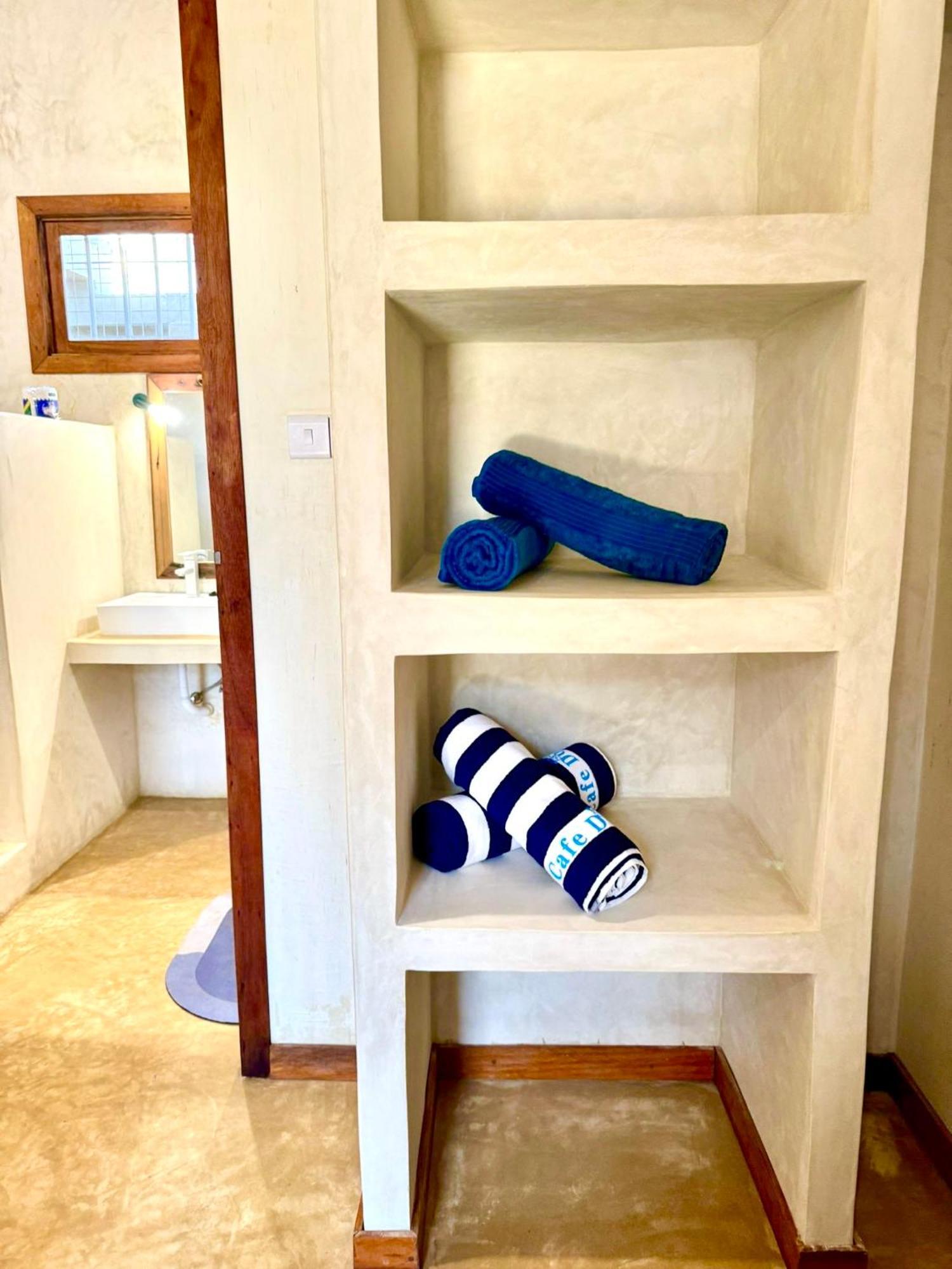 Chikachika Bed & Breakfast *