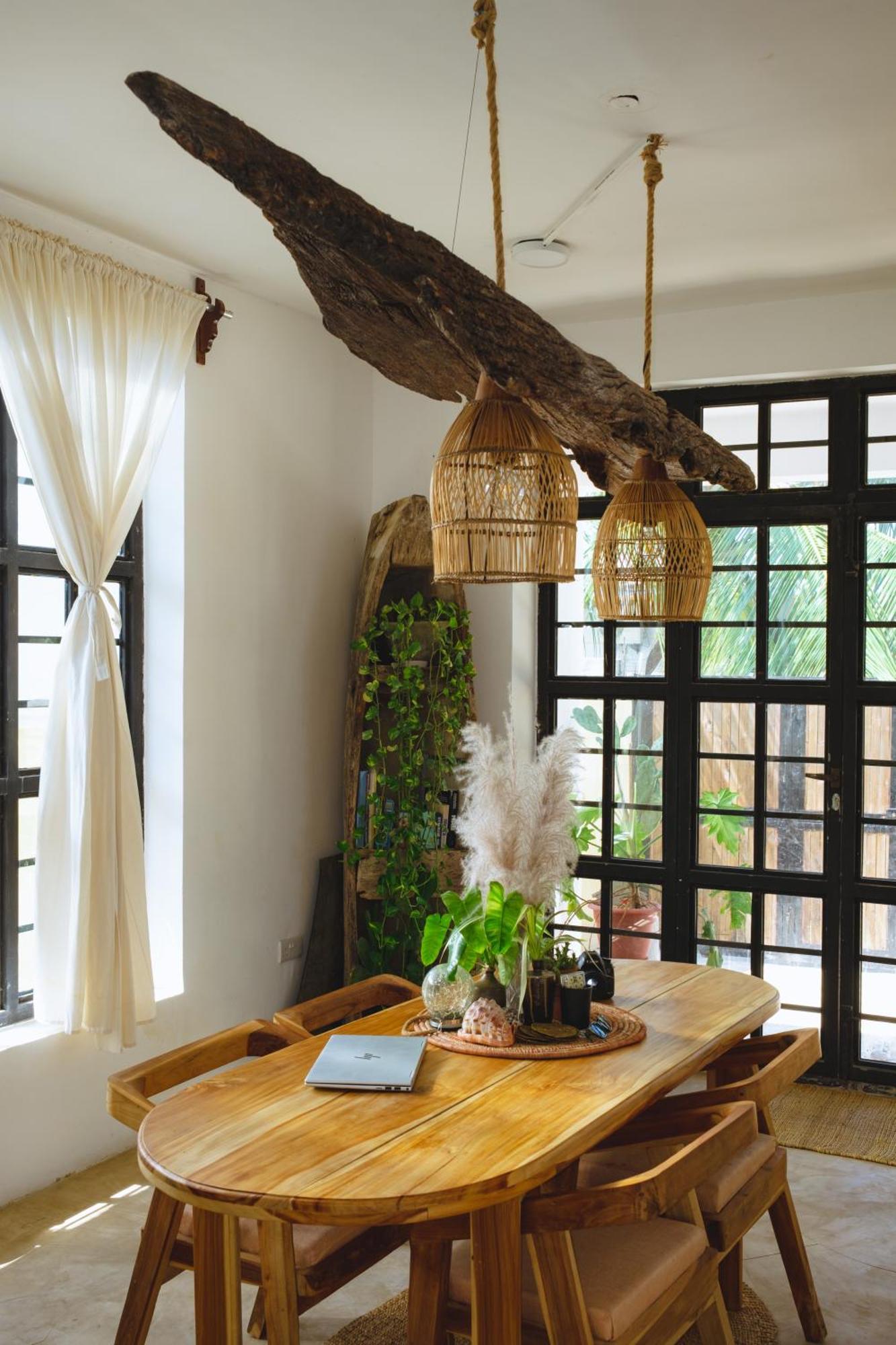 Mnazi House * Paje
