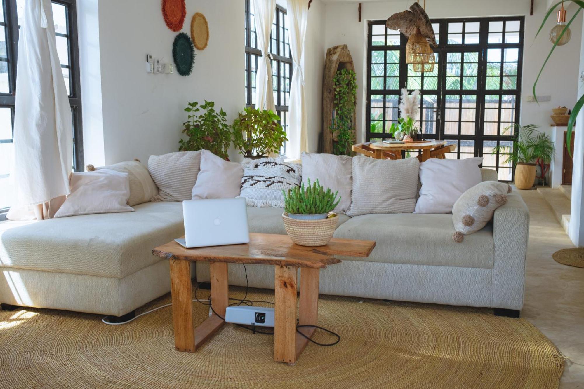 Villa Mnazi House