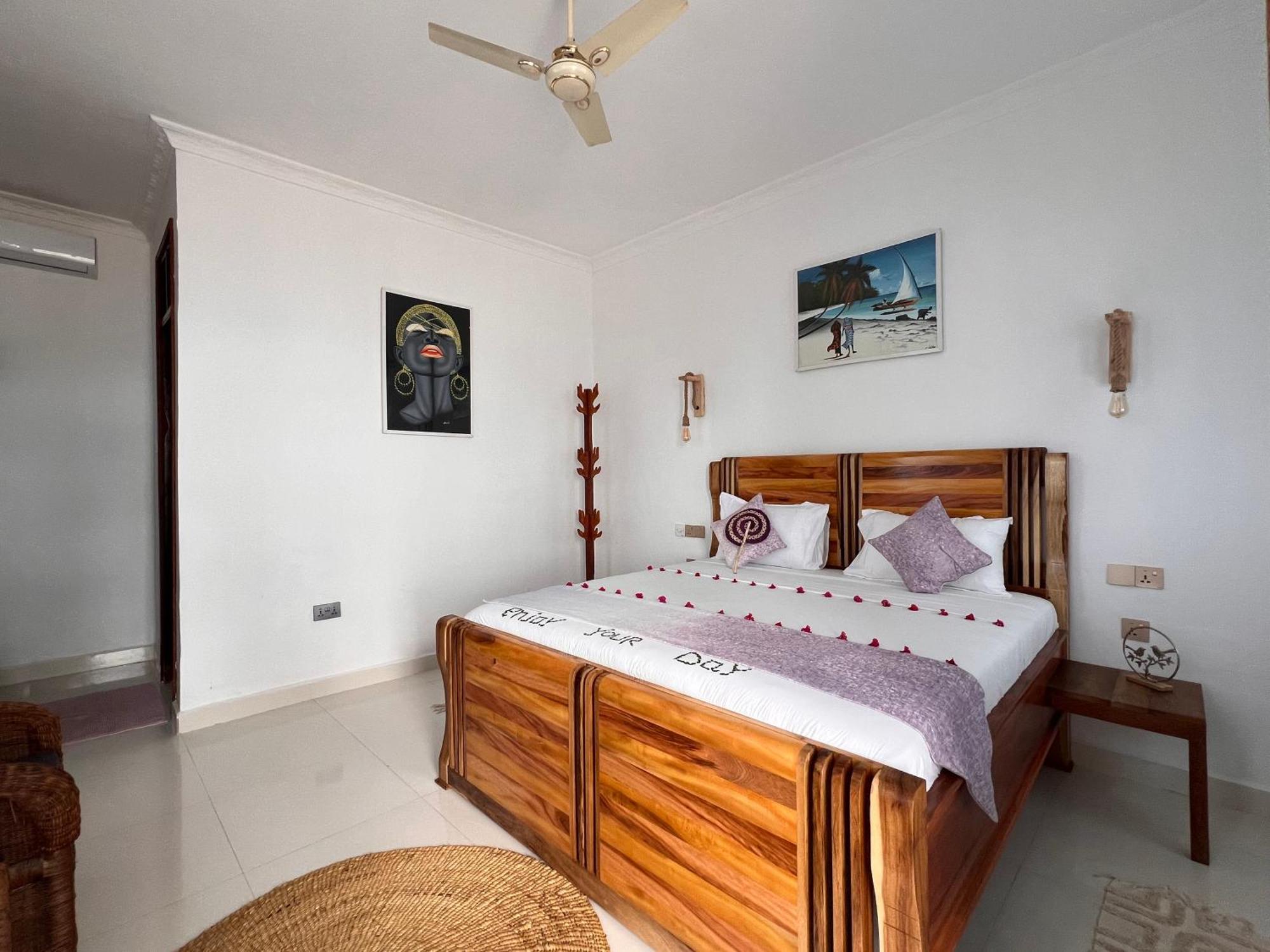Front Hotel Nungwi