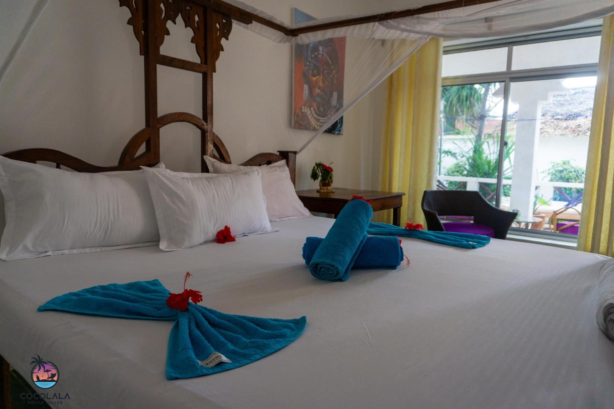 Cocolala House Bed & Breakfast *