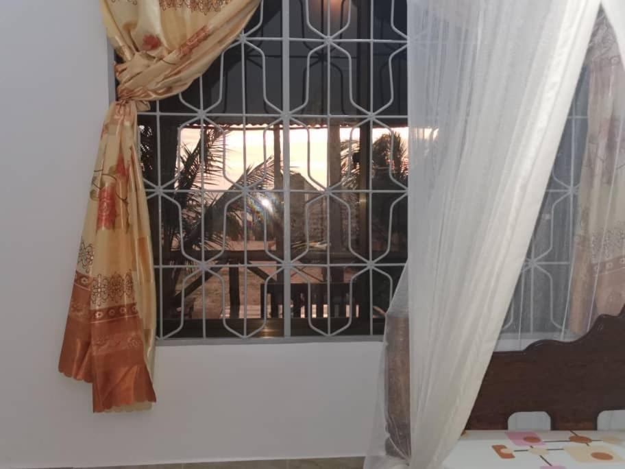 Ndiro House