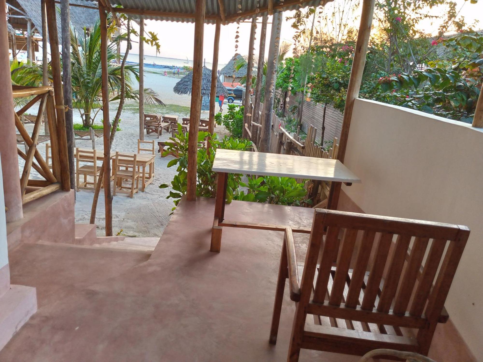 Bed & Breakfast Ndiro House *