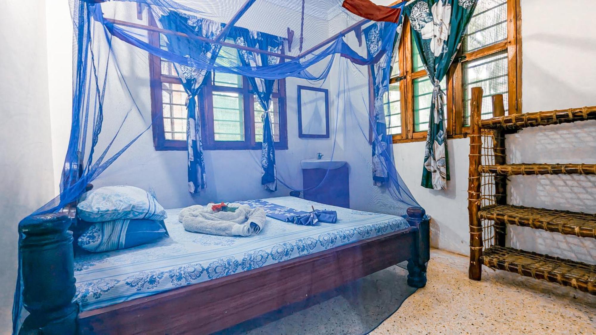 Mwana House Bed & Breakfast Nungwi