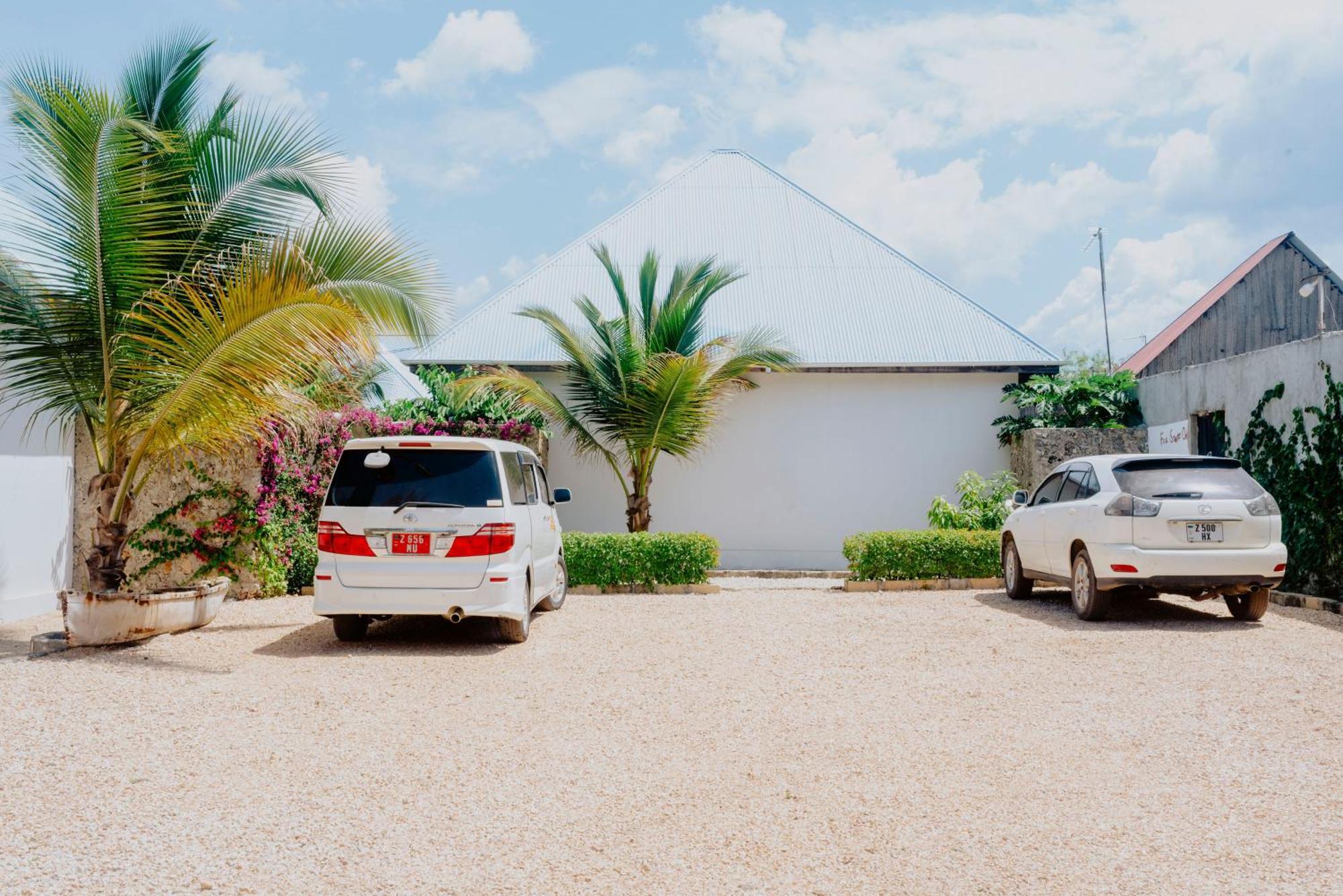Villa R Zanzibar *