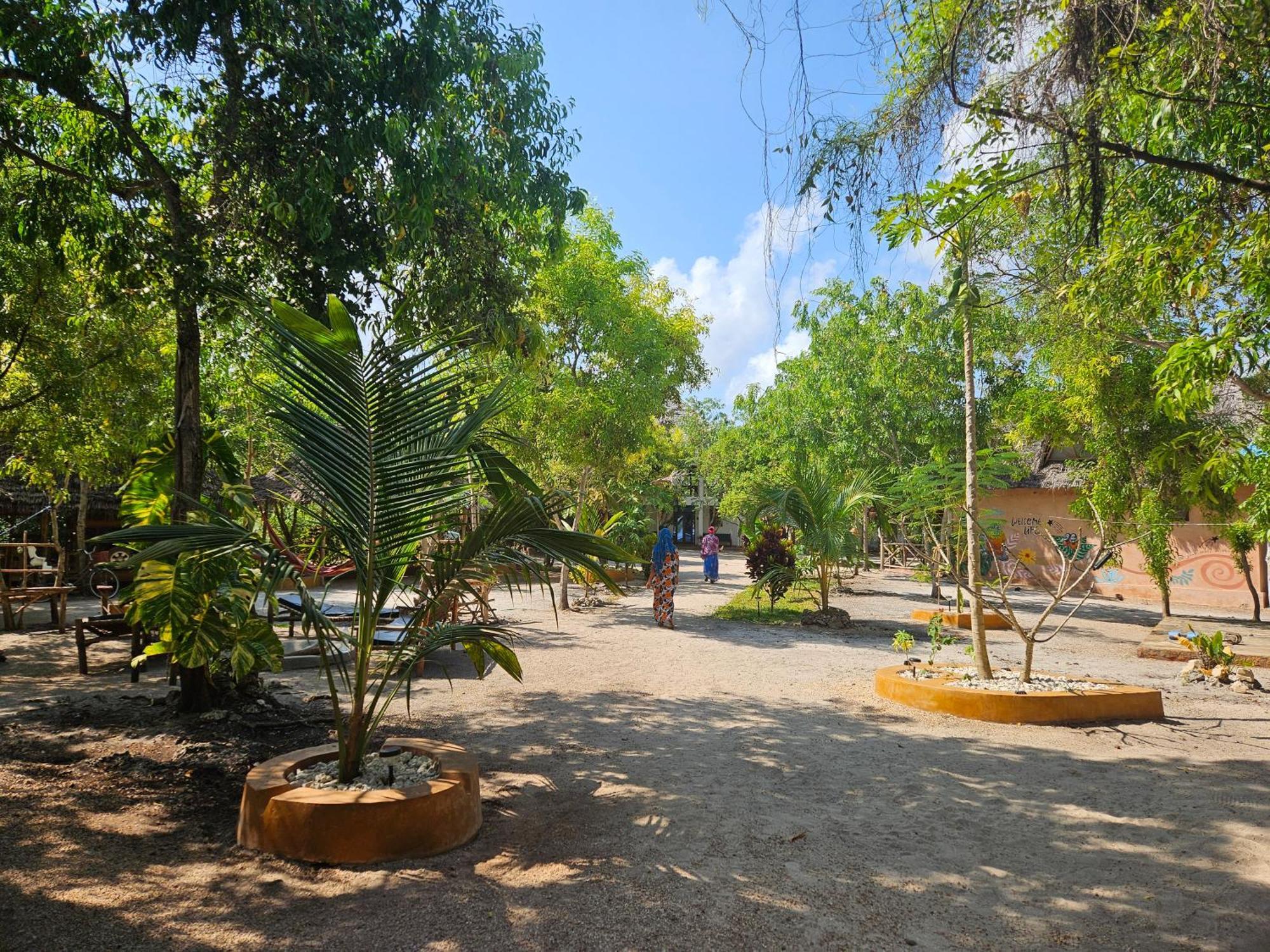 Karibu Maisha *