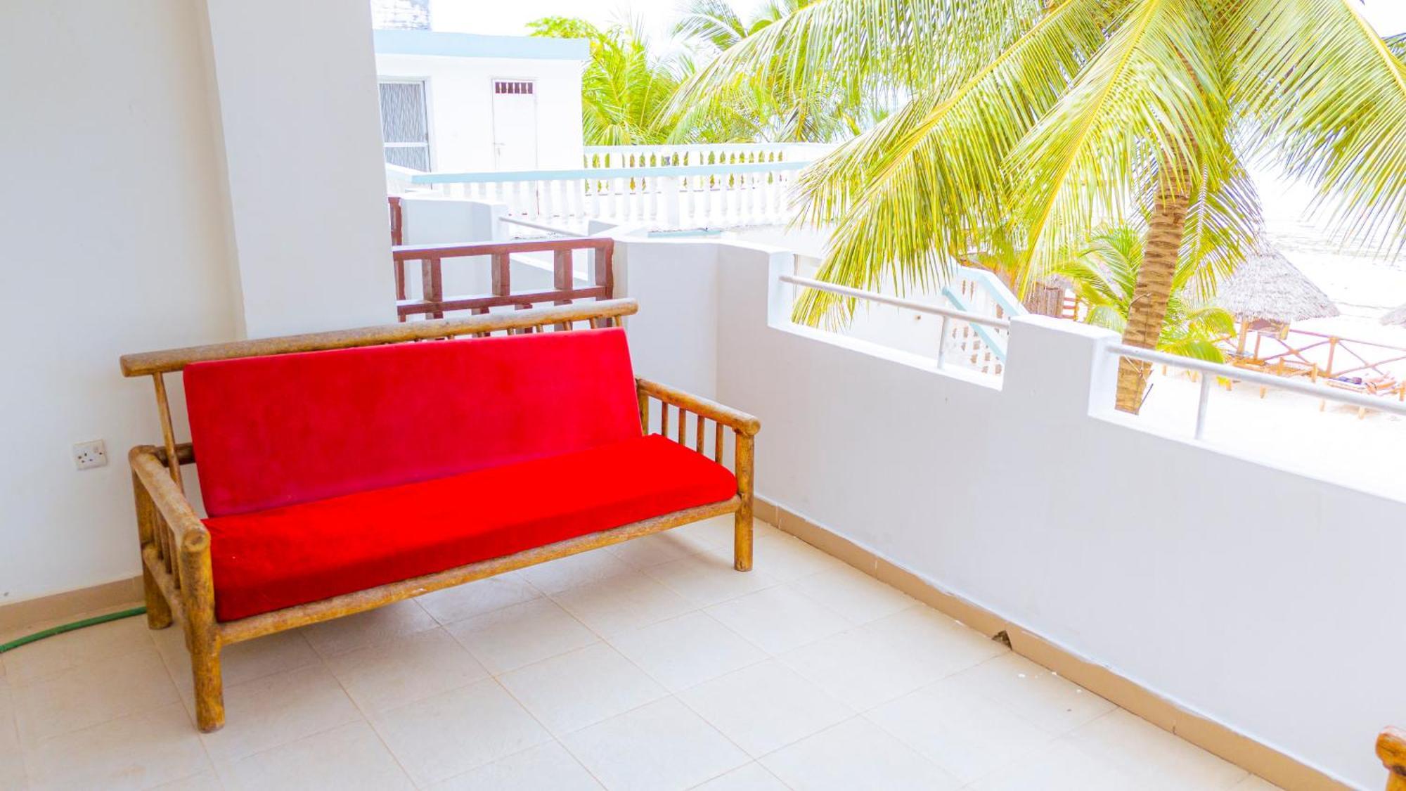 Hotel Sands