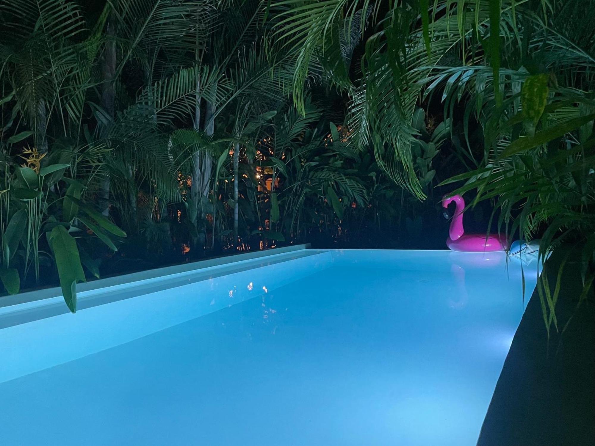 Gaia Hotel *