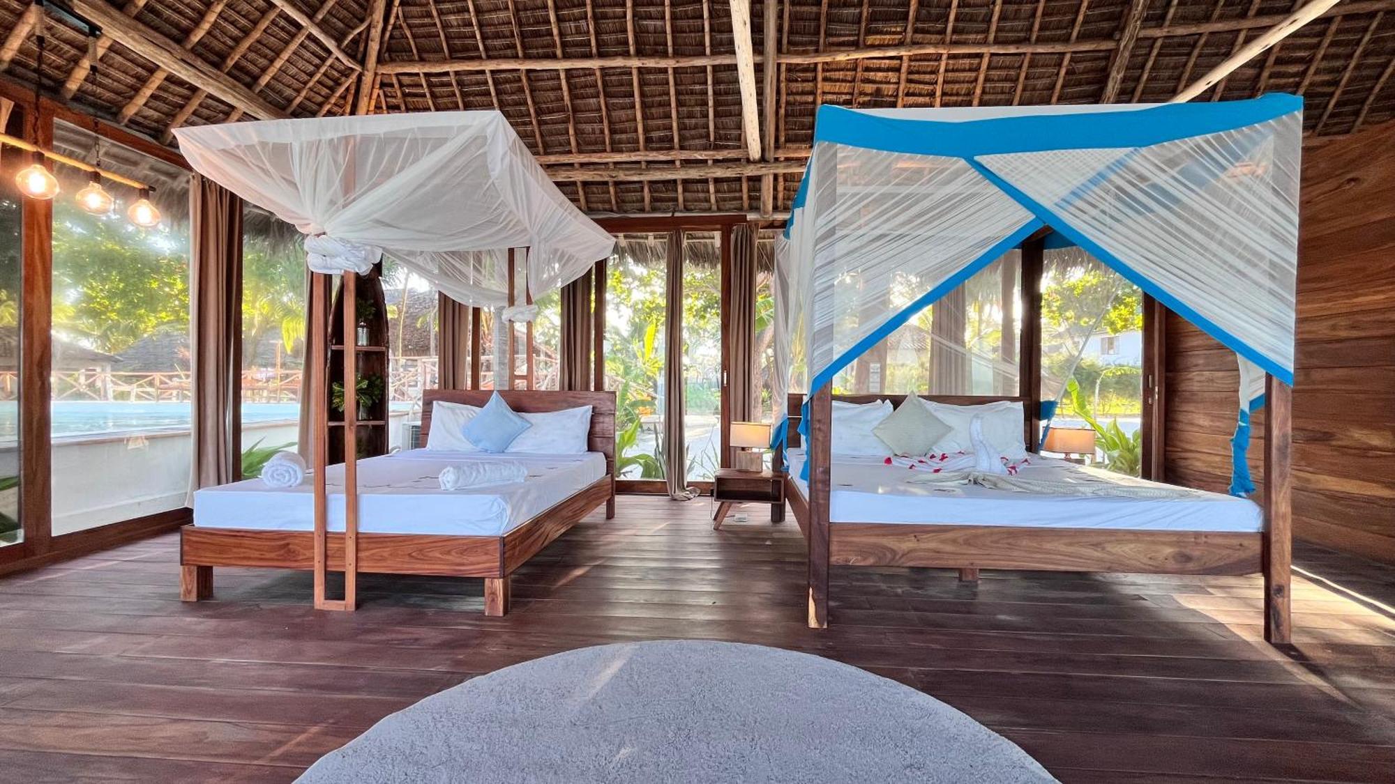 Tiki Club & (adults Only) Hotel