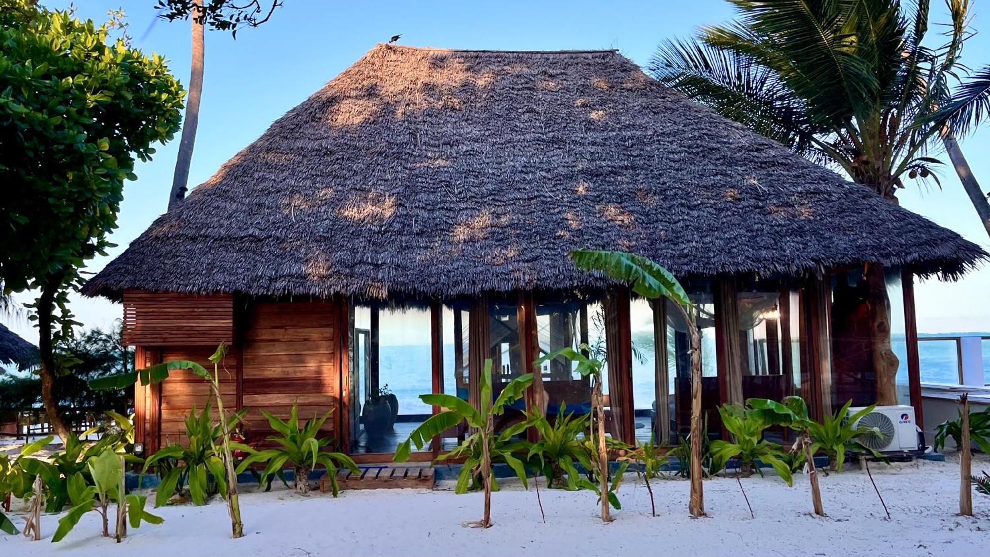 Tiki Club & (adults Only) Bwejuu