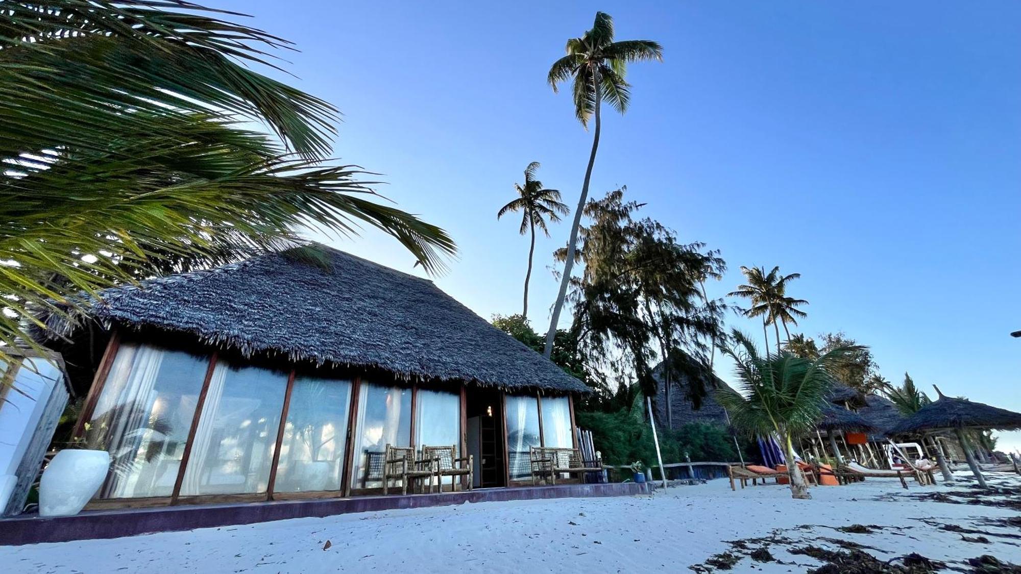 Tiki Club & (adults Only) Hotel