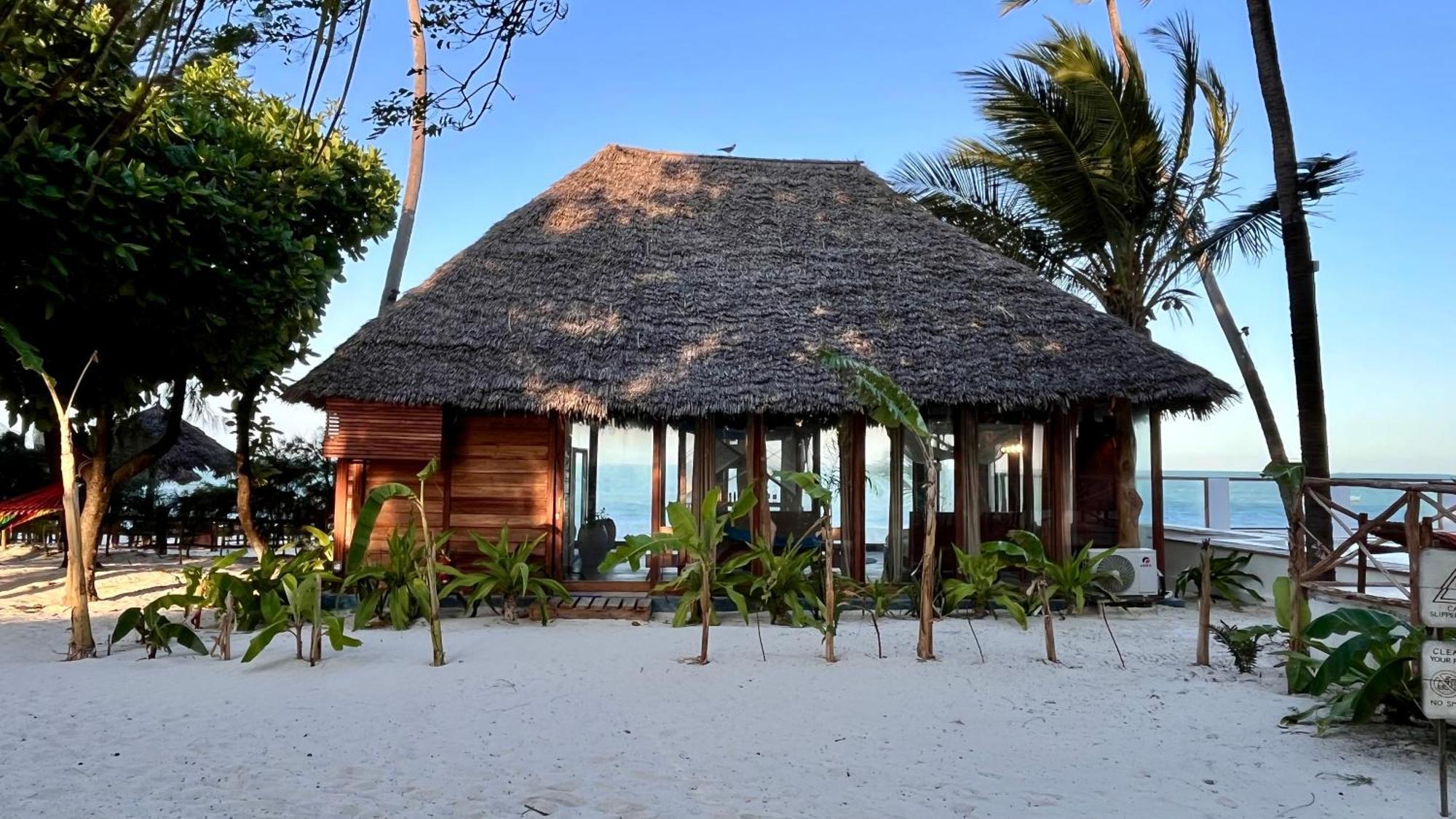 Hotel Tiki Club & (adults Only) Bwejuu