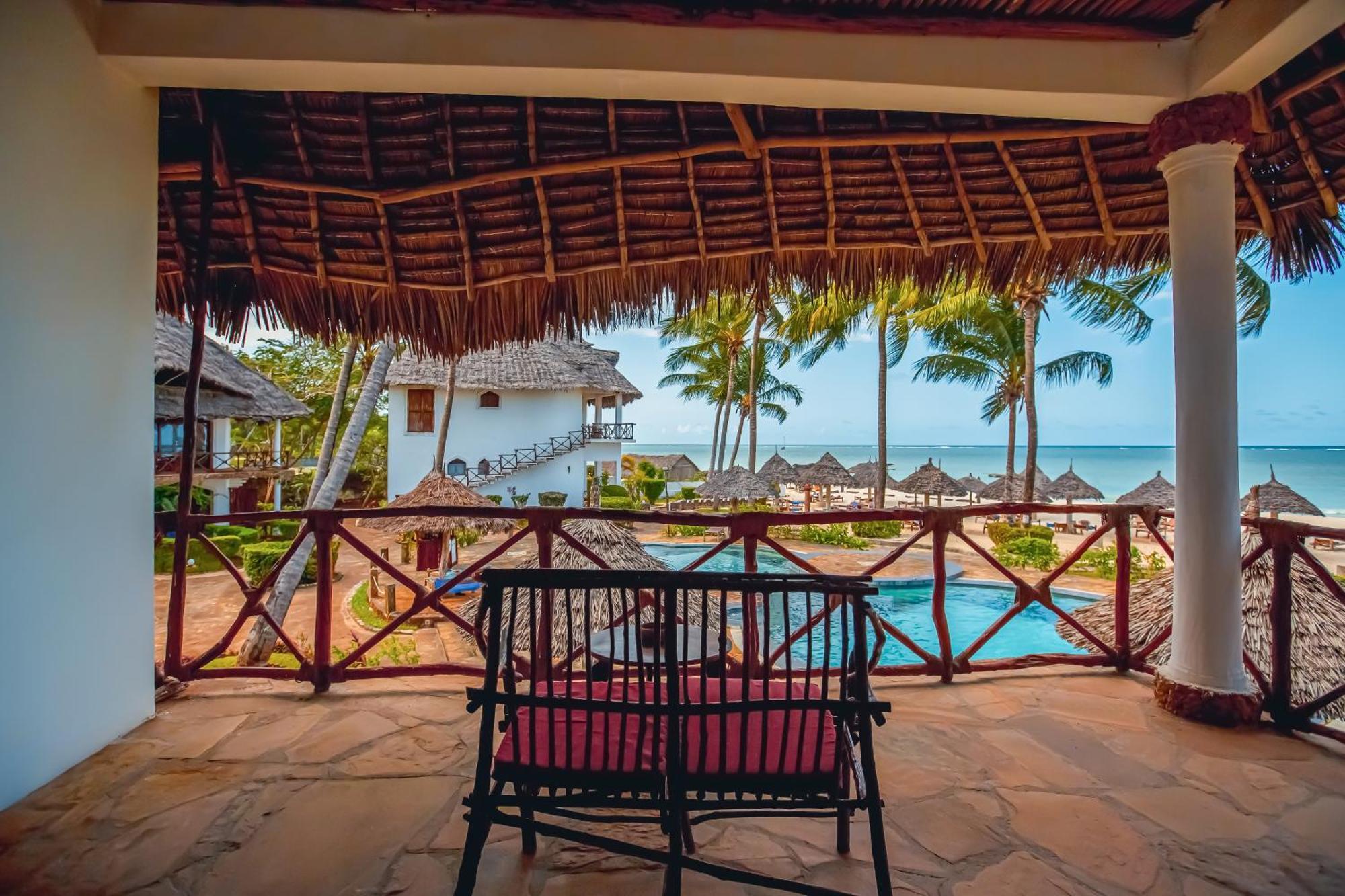Ahg Waridi & Resort Pwani Mchangani