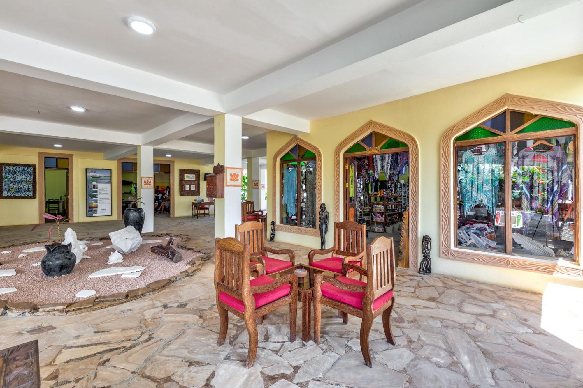 Ahg Waridi & Resort Pwani Mchangani
