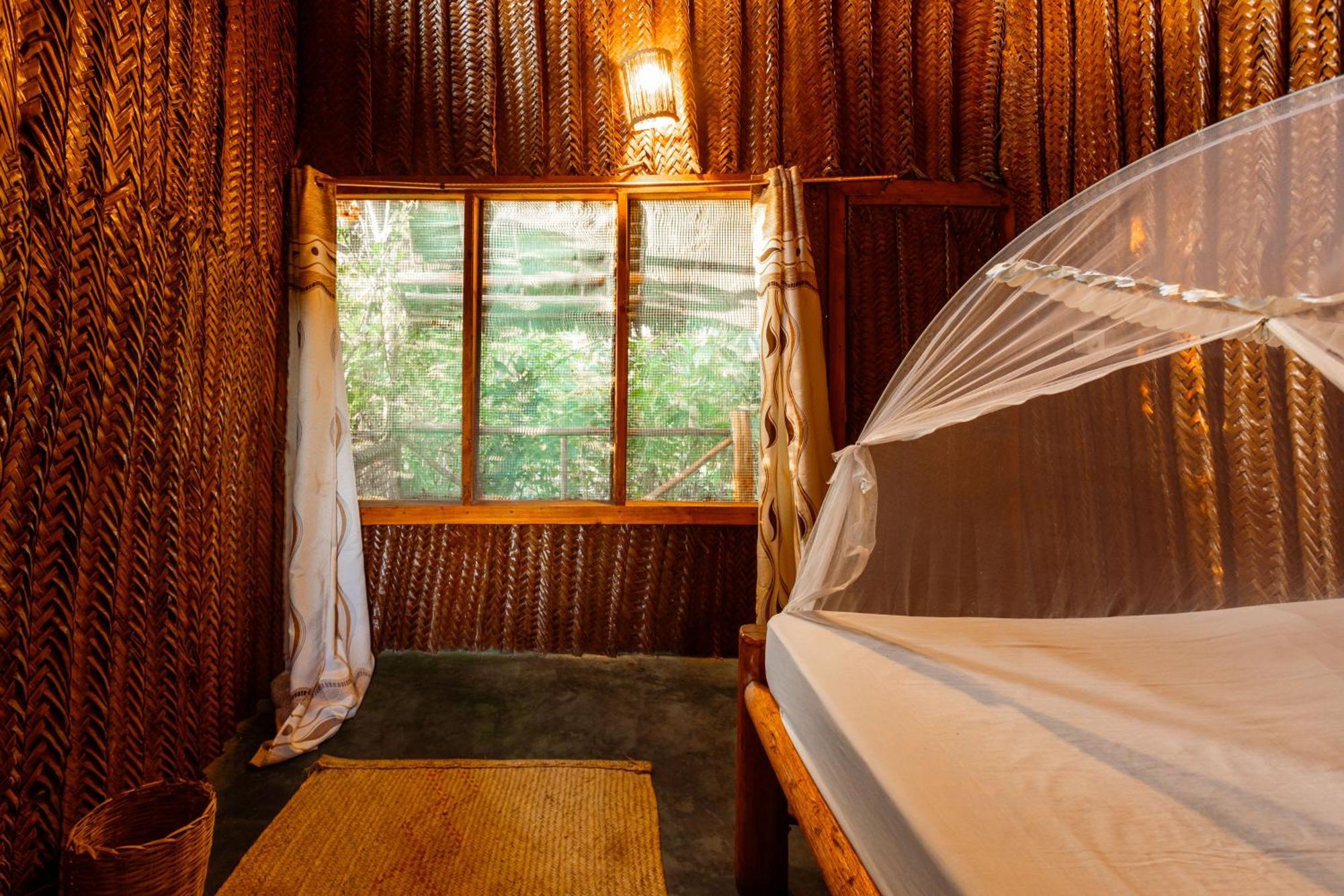 Bed & Breakfast Tropicana Boutique Bwejuu