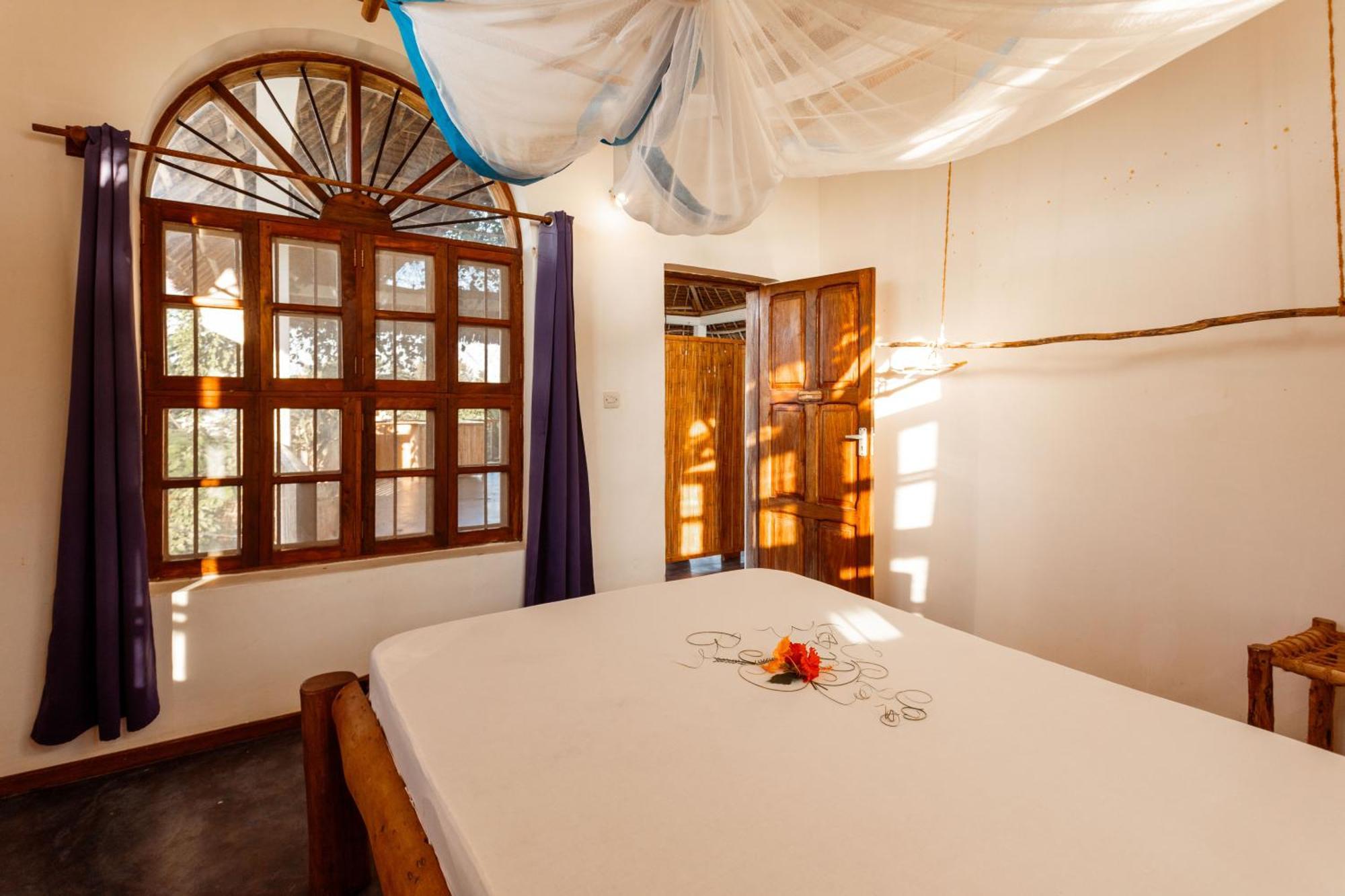 Tropicana Boutique Bed & Breakfast *