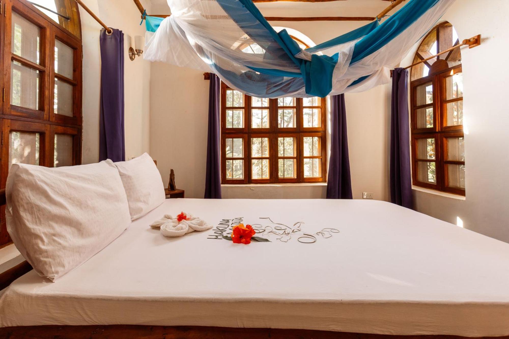 Bed & Breakfast Tropicana Boutique Bwejuu