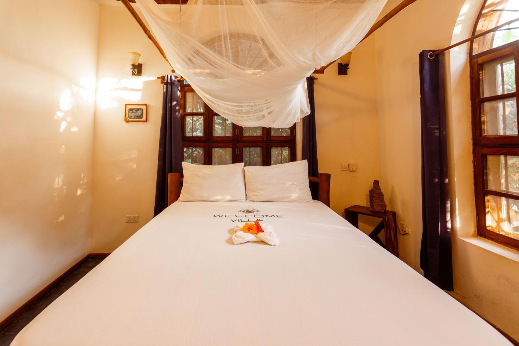 Tropicana Boutique Bed & Breakfast *