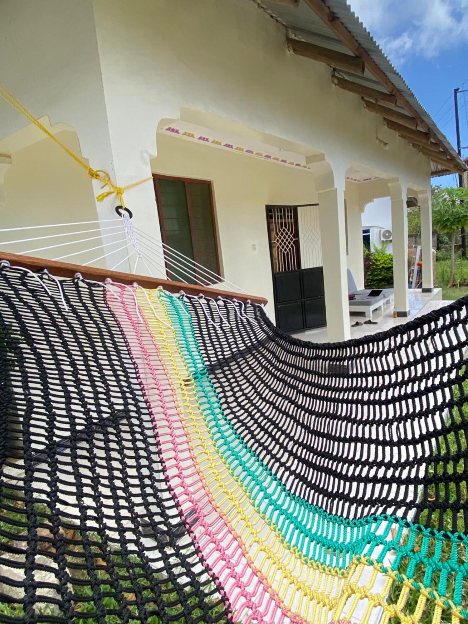 Falcon House Bed & Breakfast