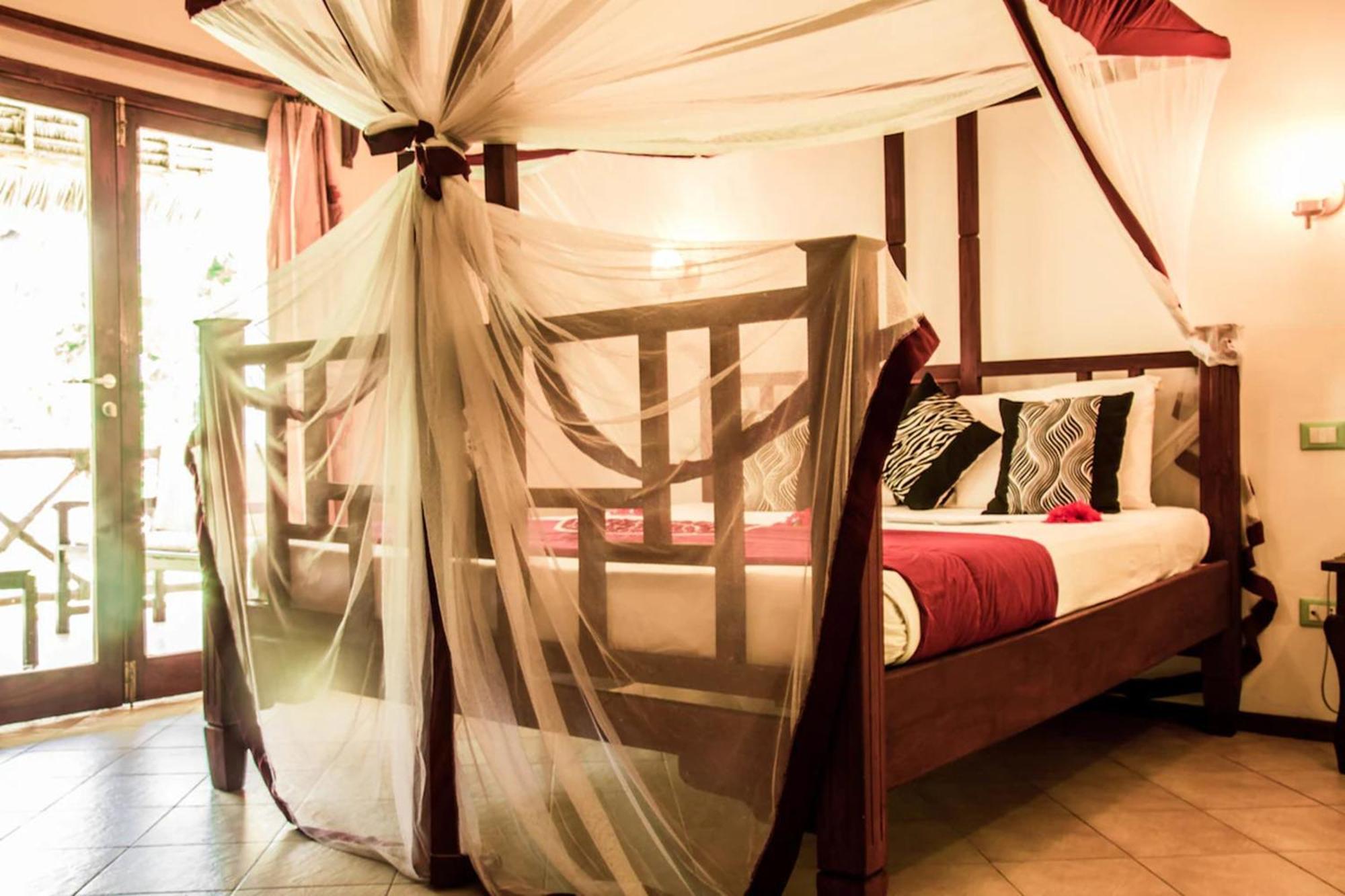 Hotel Jaz Adonia 5*