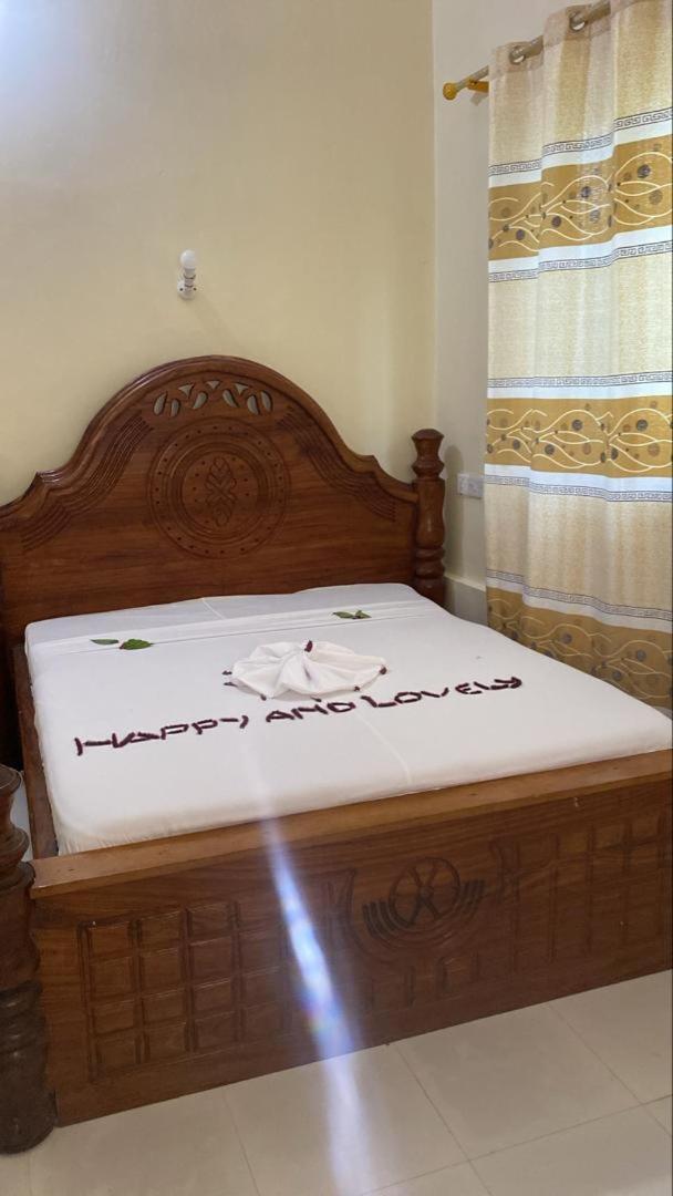 Bed & Breakfast Falcon House *