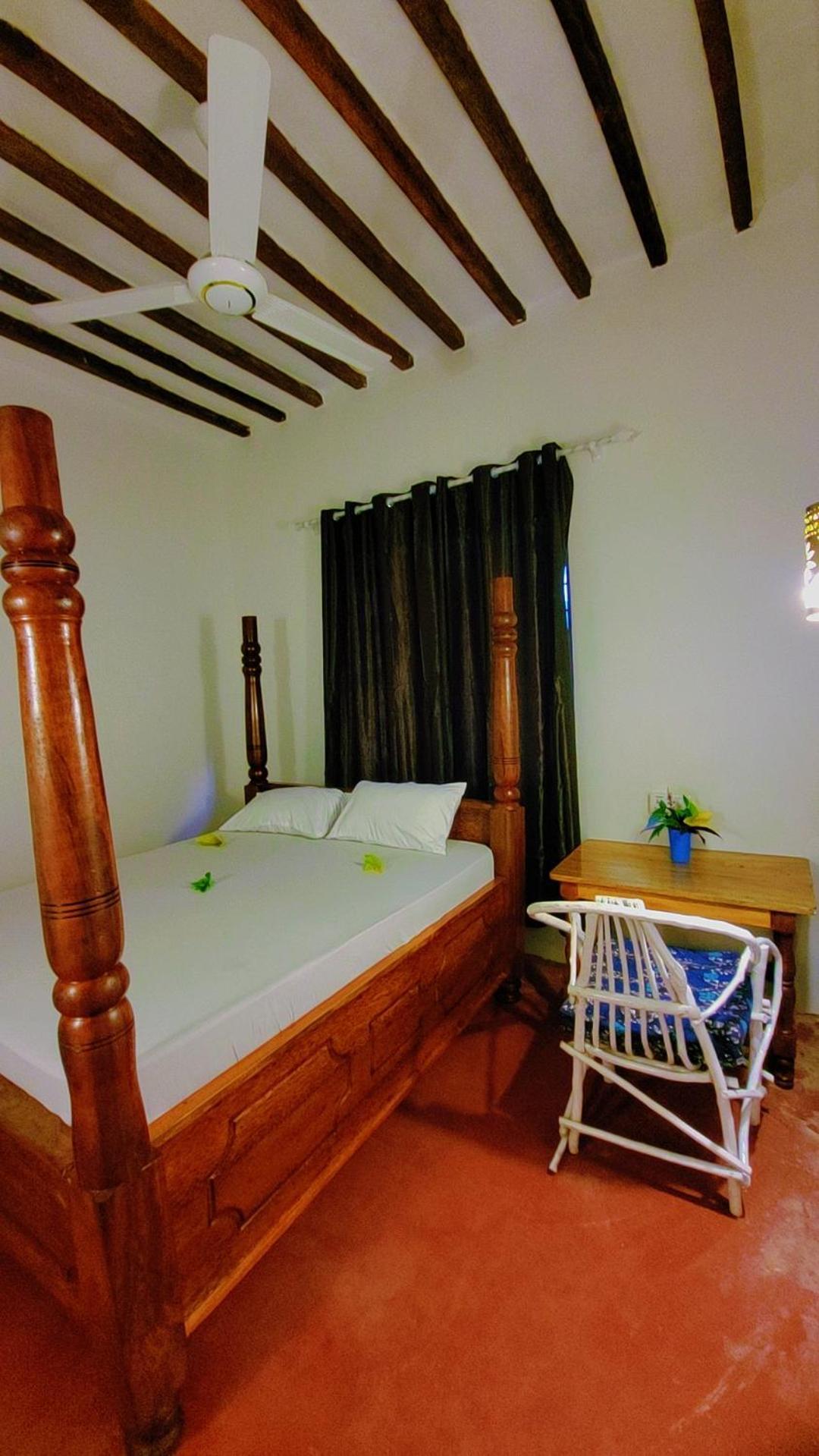 Apartment Kobwa House & Back Packers *
