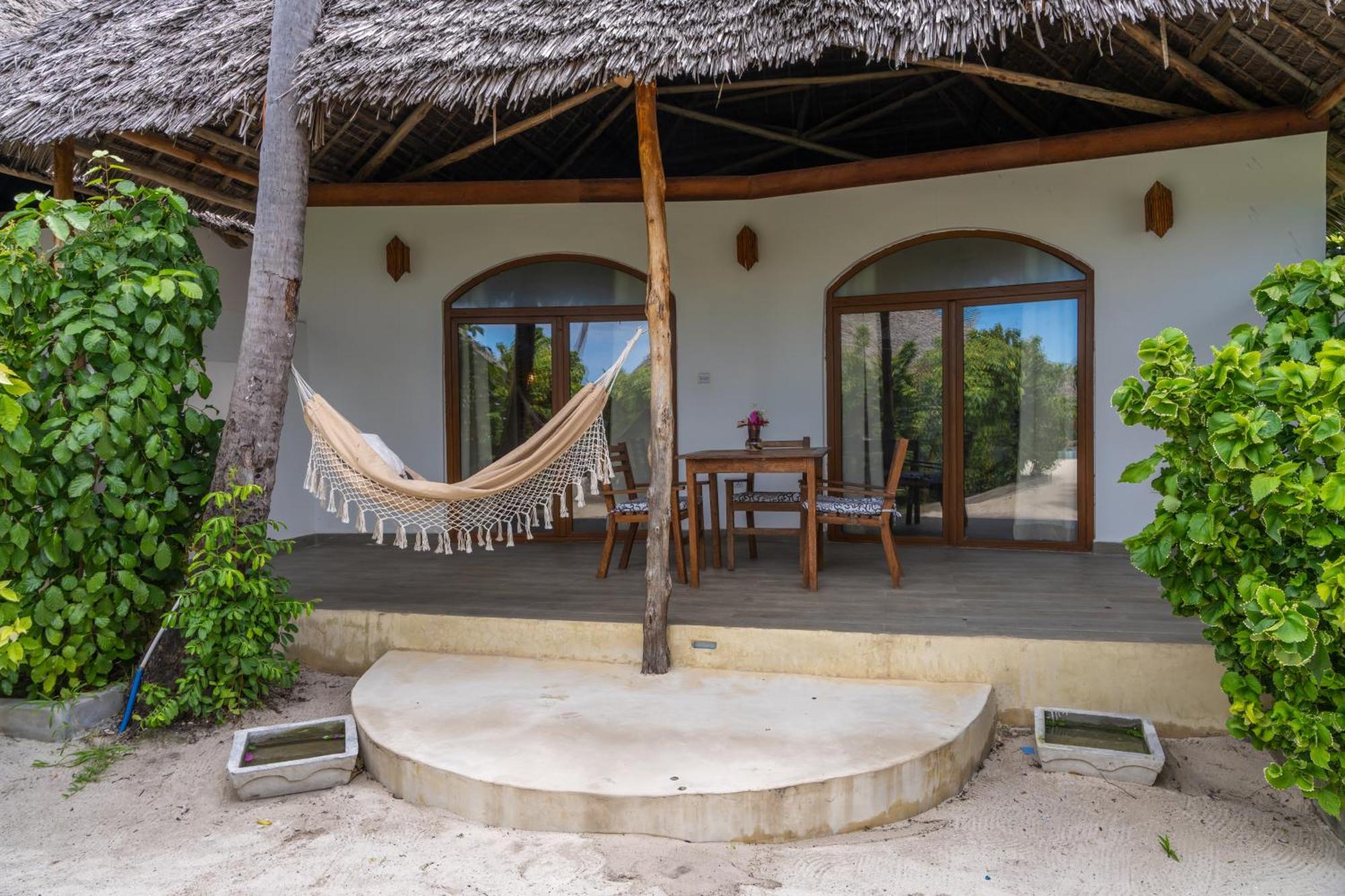 Hotel Juana Ocean 4*