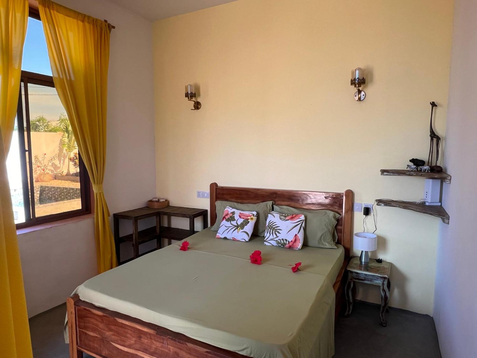 Panora Hotel *