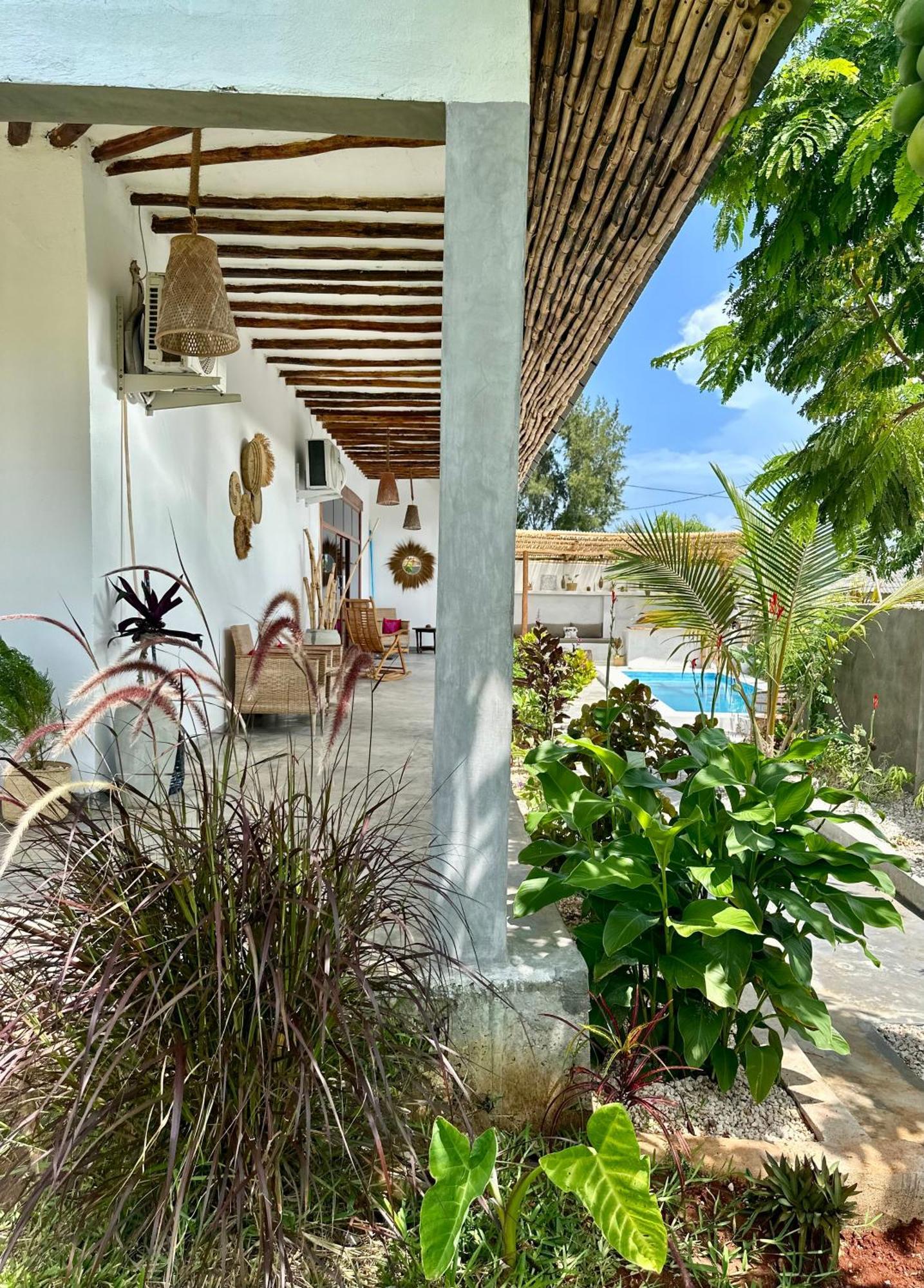 Aloe House Villa *