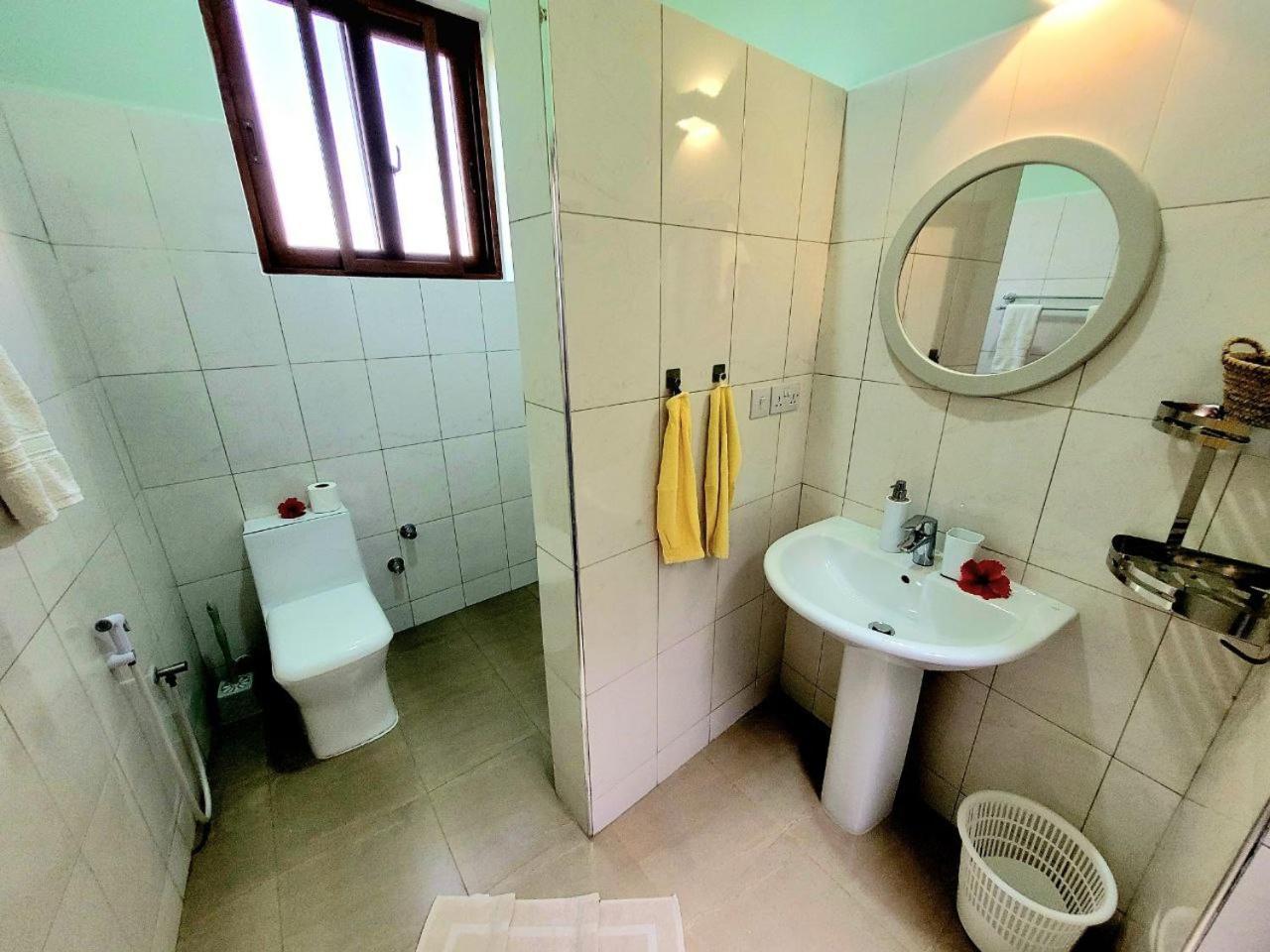 Subanda Boutique Makunduchi