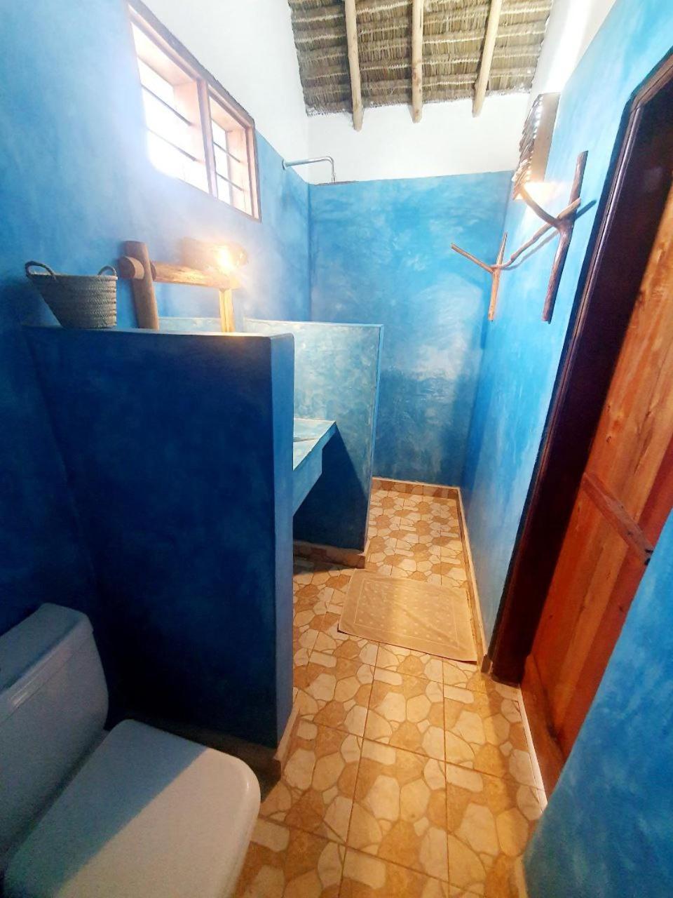 Subanda Boutique Makunduchi