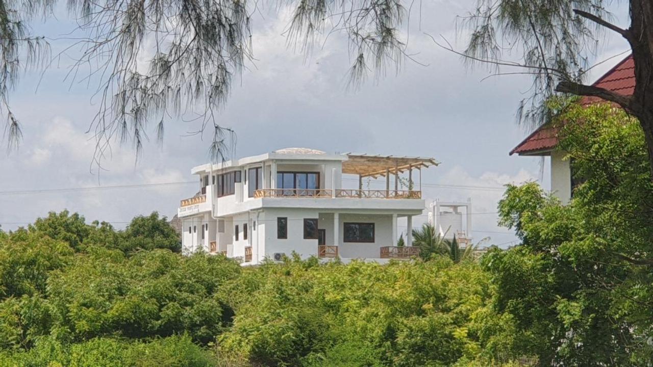 Subanda Boutique Makunduchi