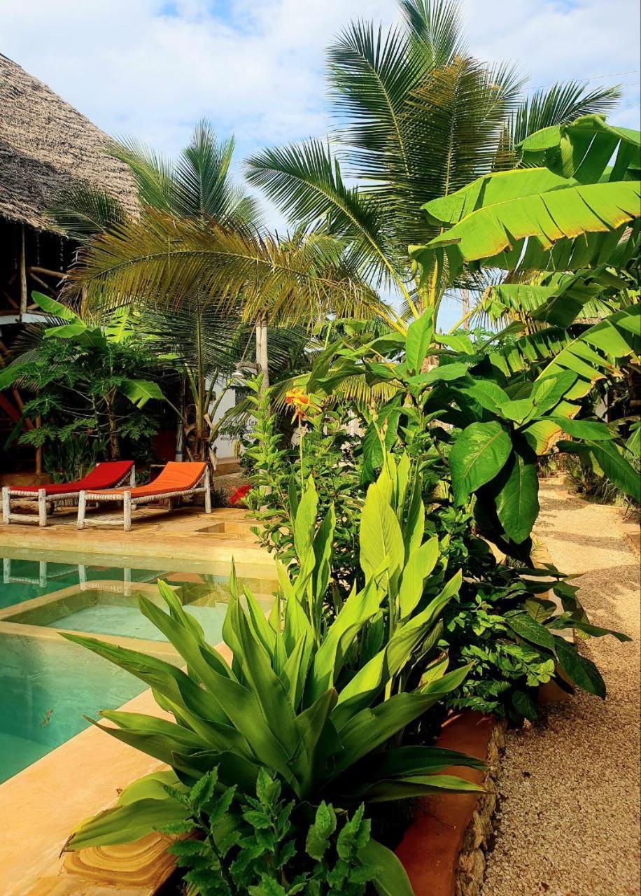 Subanda Boutique Makunduchi
