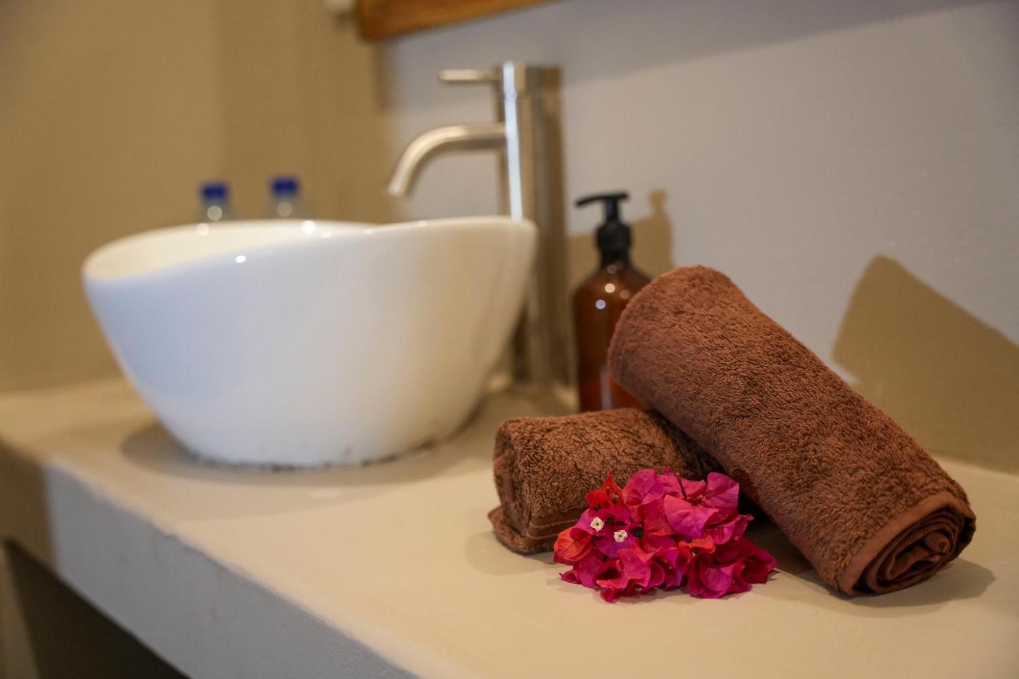Breeze Bed & Breakfast Kendwa