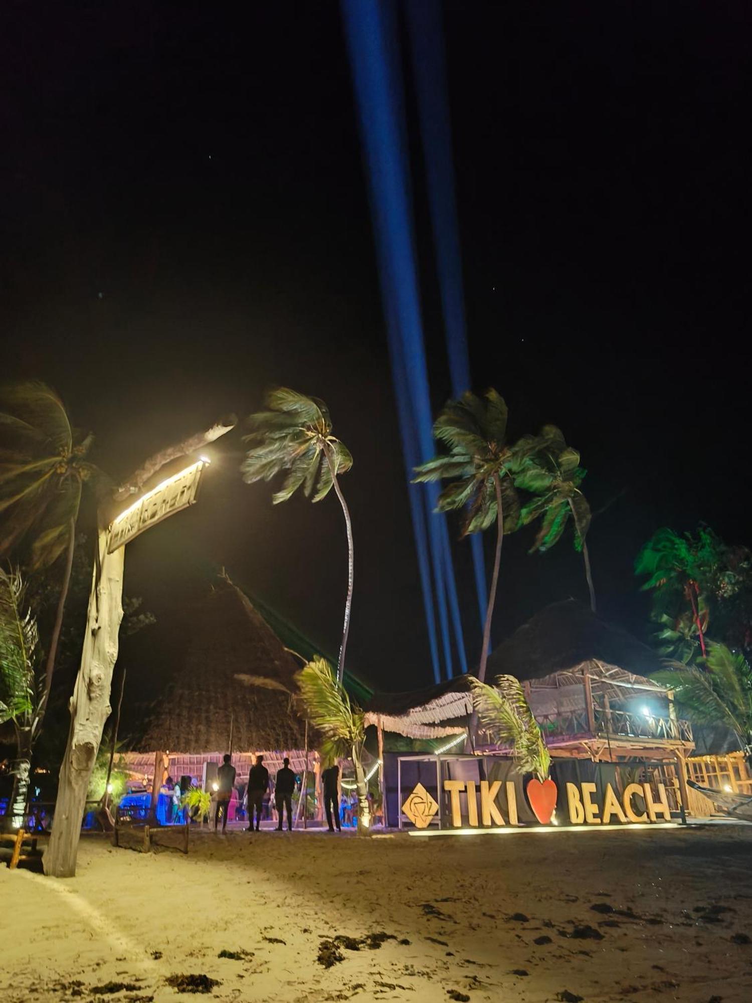 Tiki Club & (adults Only) Hotel Bwejuu