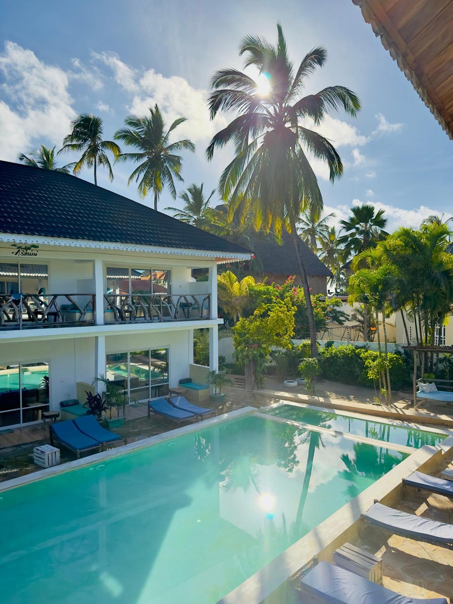 Frangi'pwani Hotel