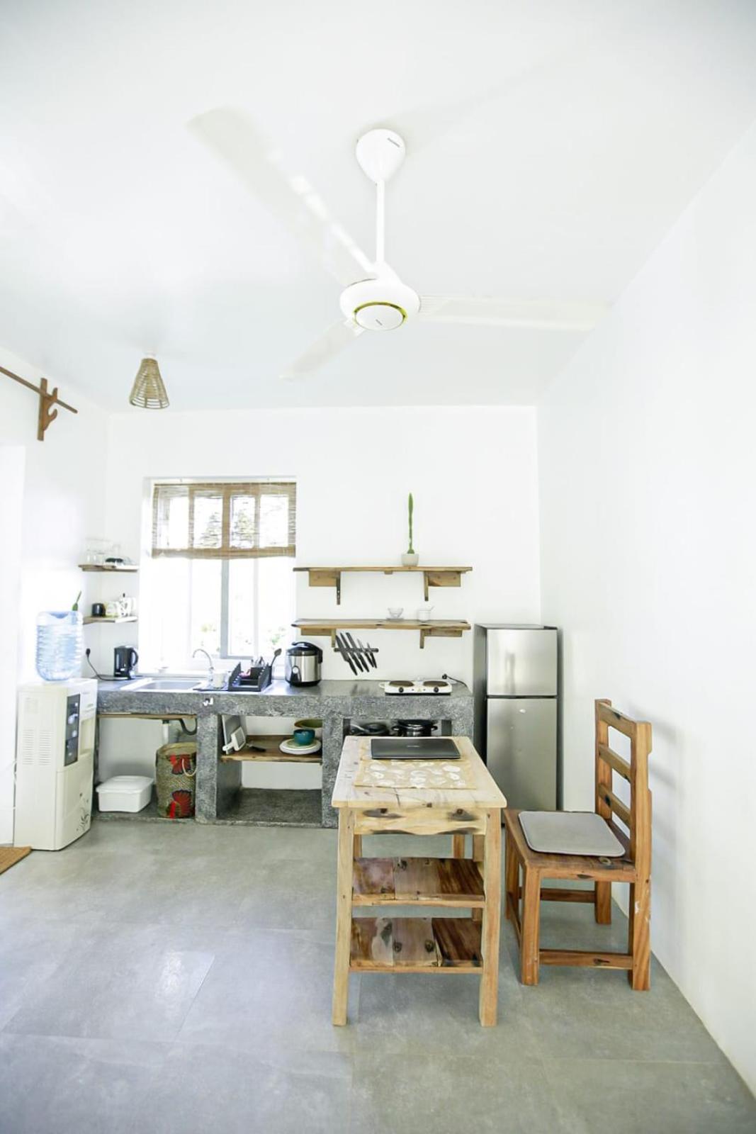 The Moon Living Apartment *